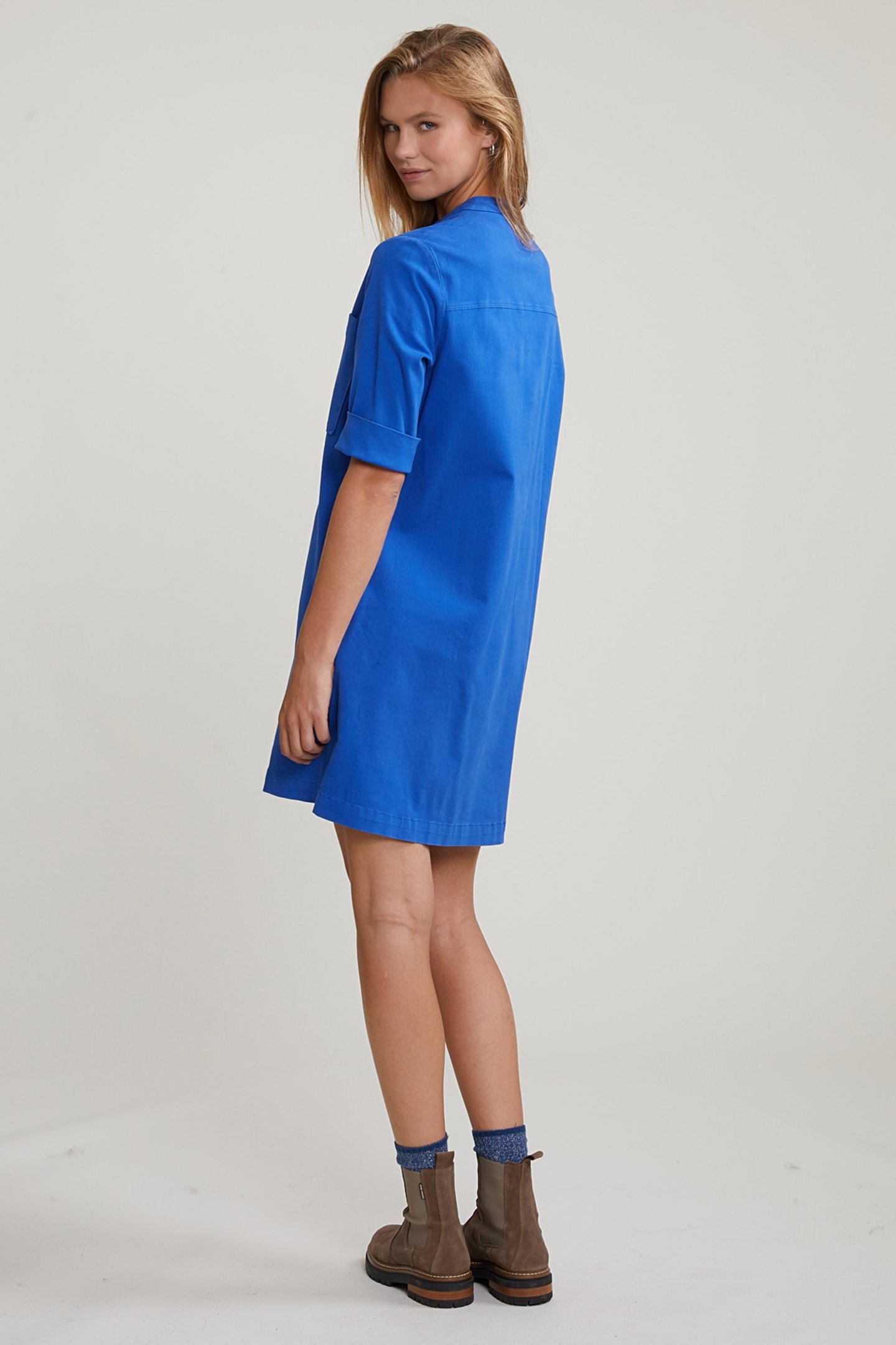 BLUE DRESS APPLICATED POCKET 3/4 SLEEVES 2