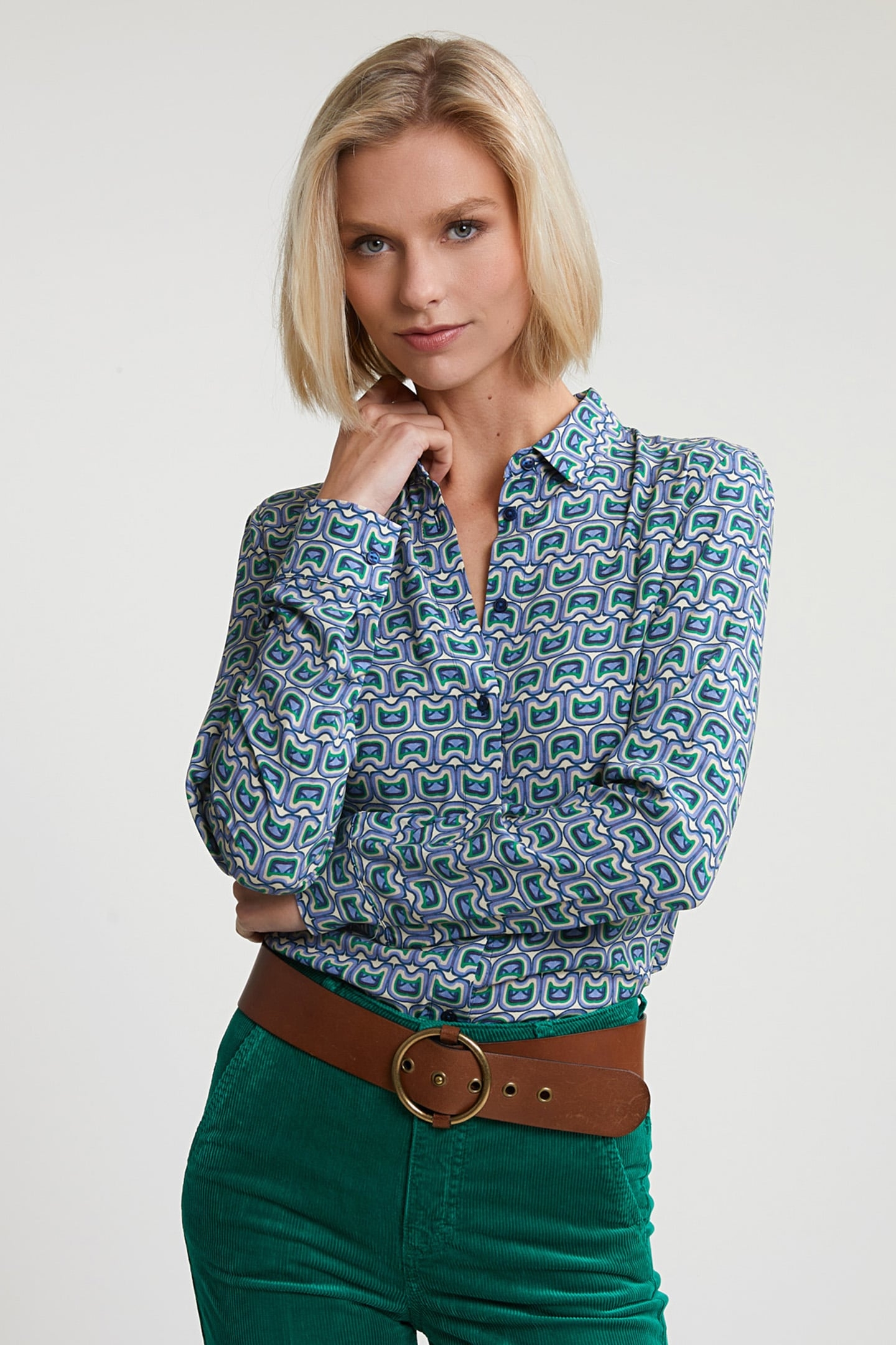 GREEN/BEIGE FANTASY BLOUSE LONG SLEEVES 1