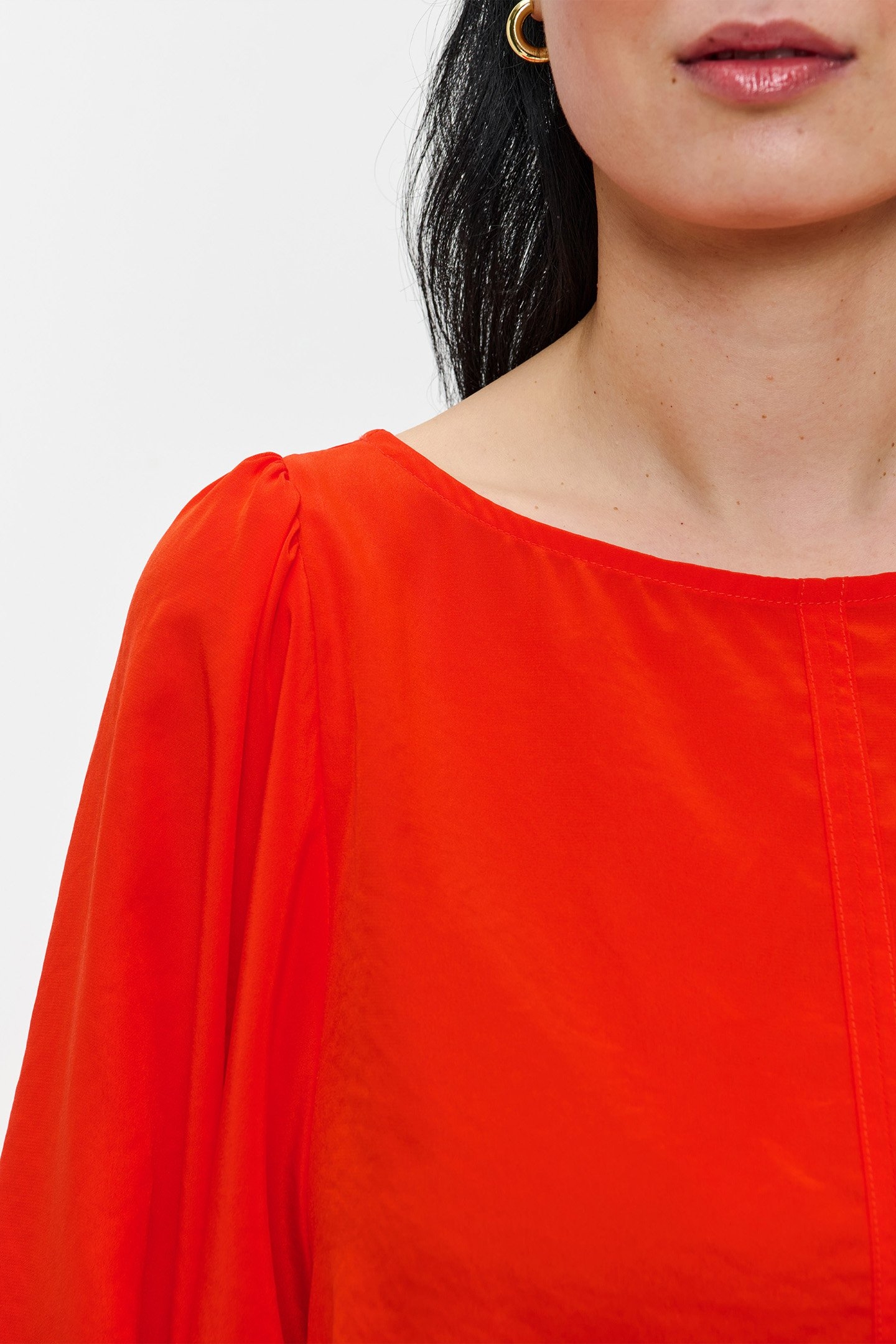 TECHNOSILK PUFF SLEEVE TOP POPPY 5