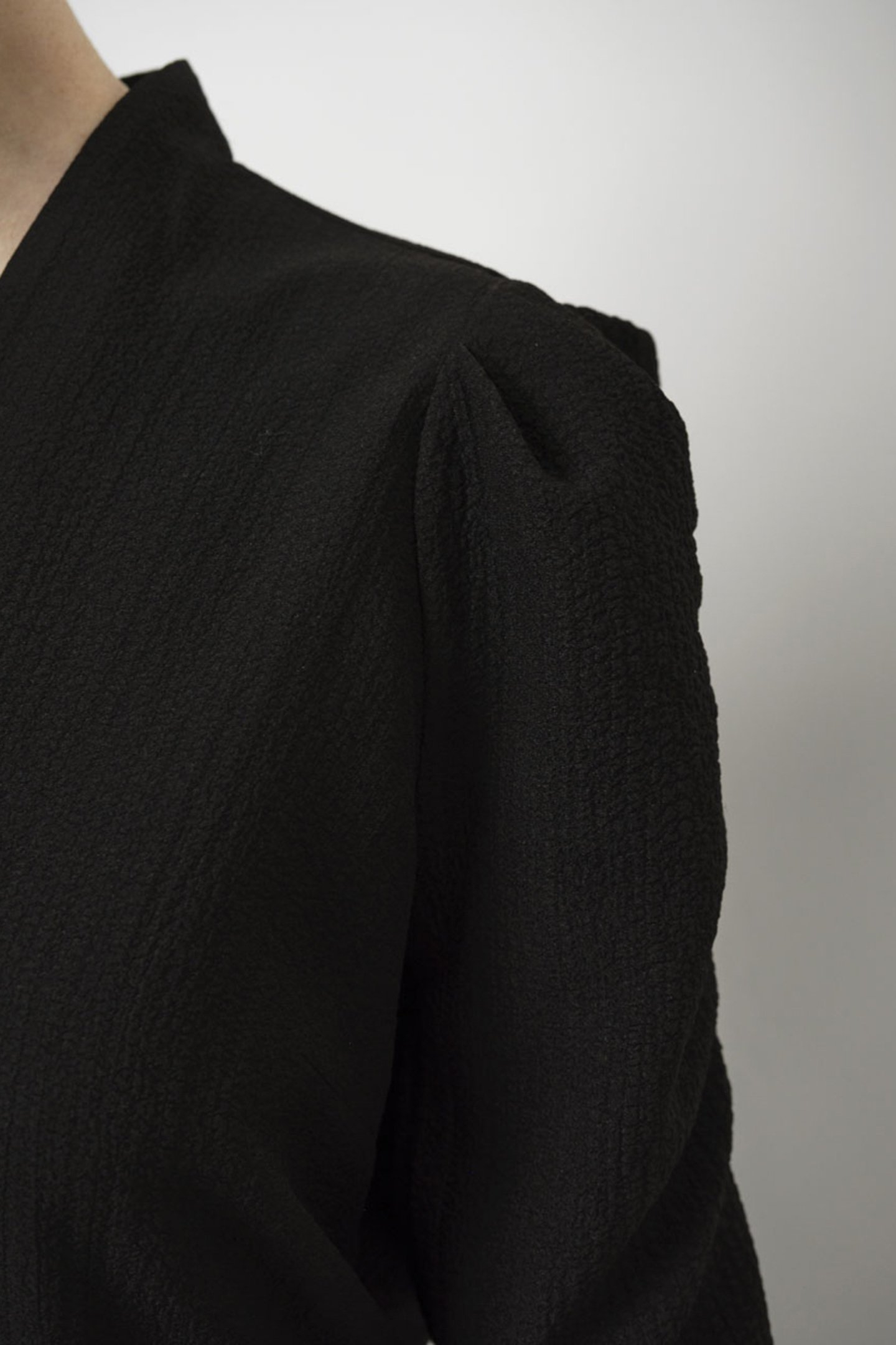 TRINITY PLEATED TOP RAVEN 4