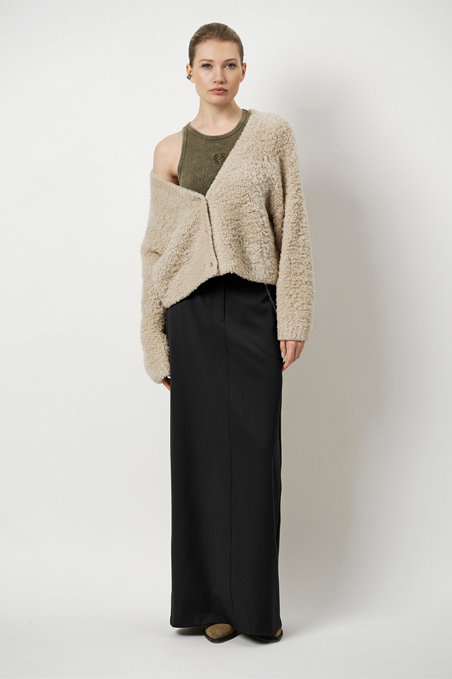 MONOGRAM OIL WASH TANKTOP OLIVE VINE 1