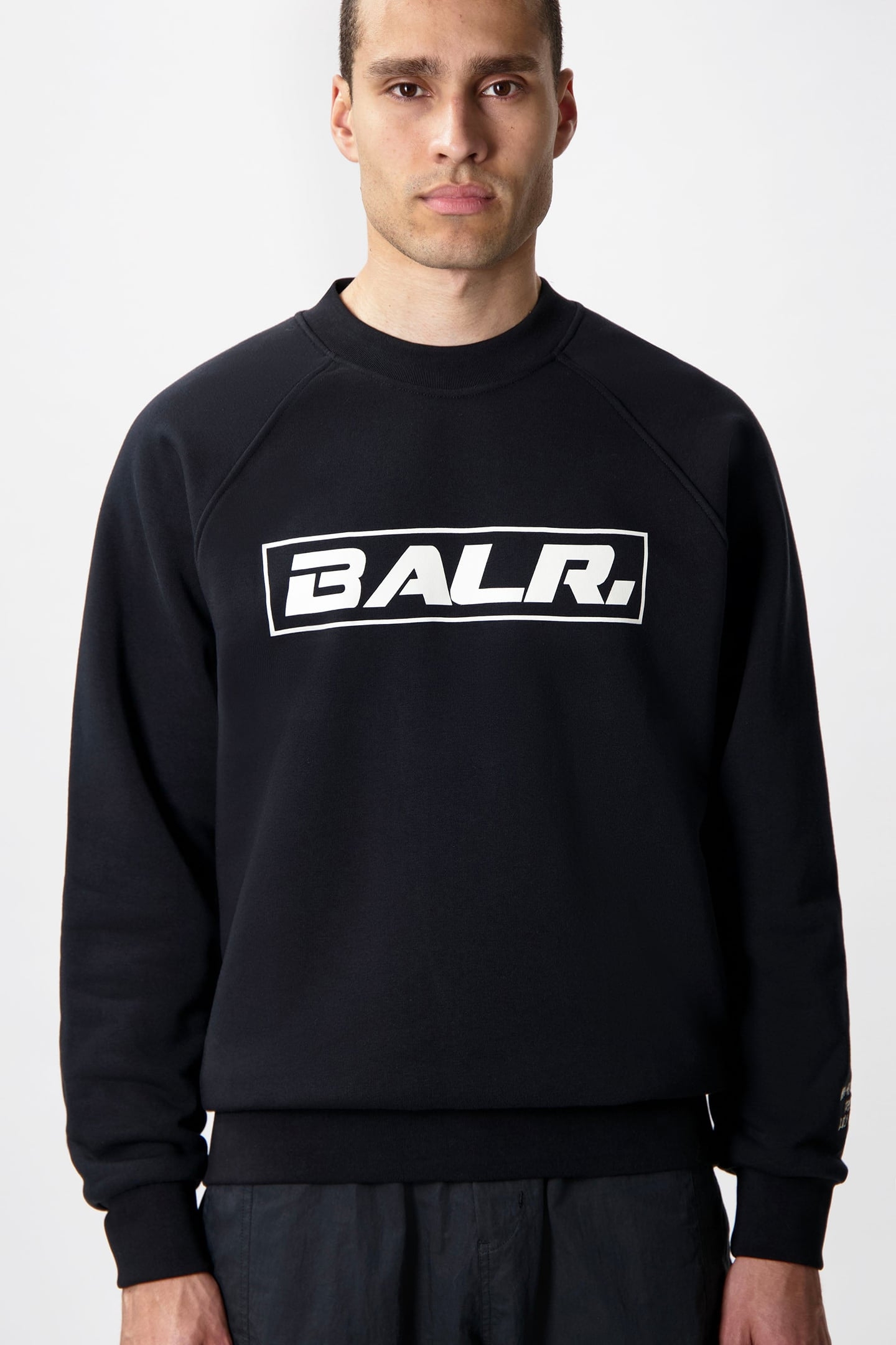 THE CLUB BOX FIT CREWNECK JET BLACK 1