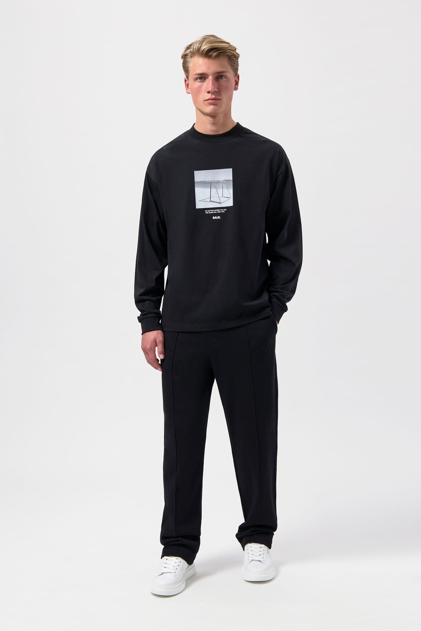 BALR. GOAL BOX FIT LONG SLEEVE T-SHIRT JET BLACK 2