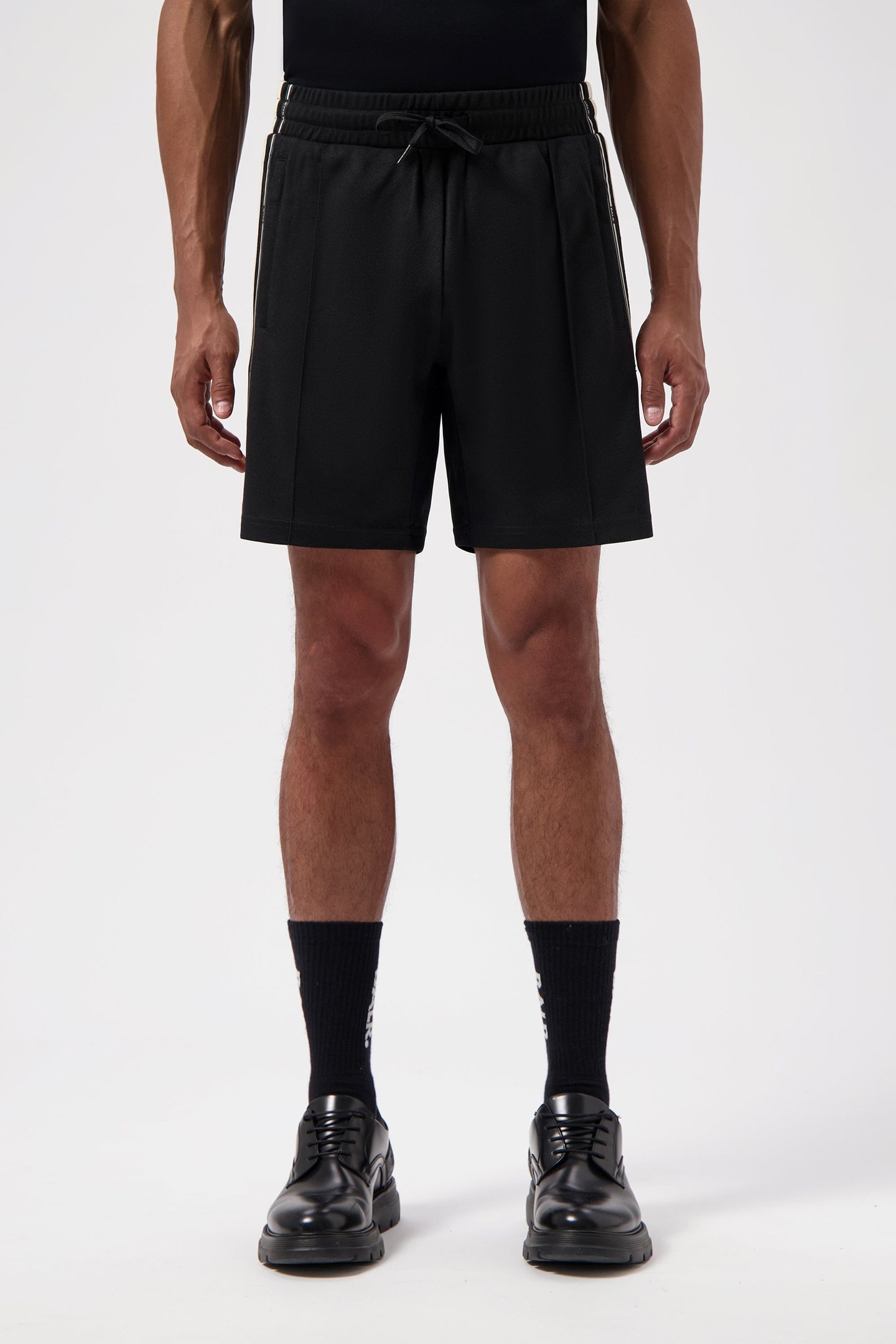 TAPE SHORTS JET BLACK 1
