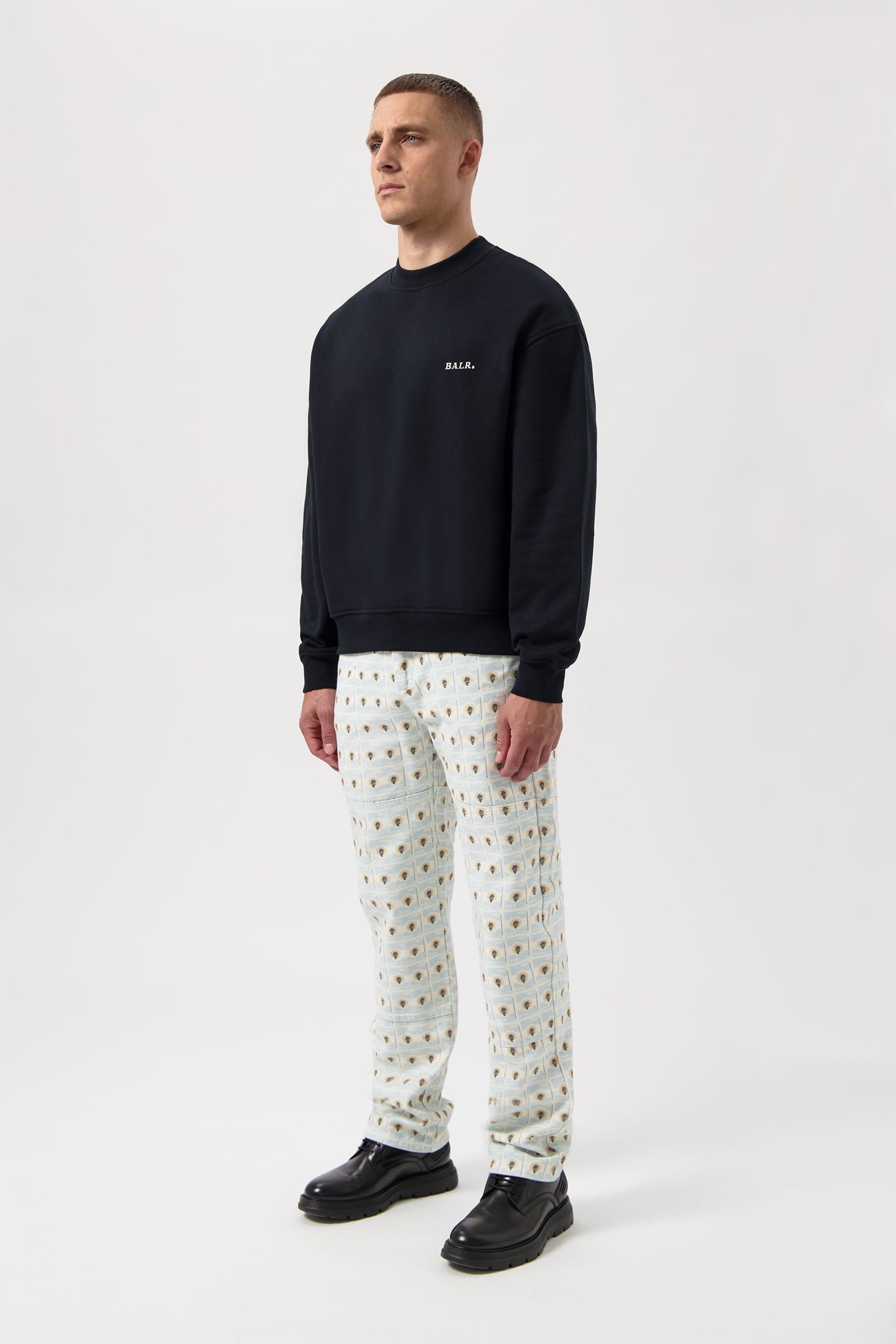 GOTL BOX CREWNECK JET BLACK 6