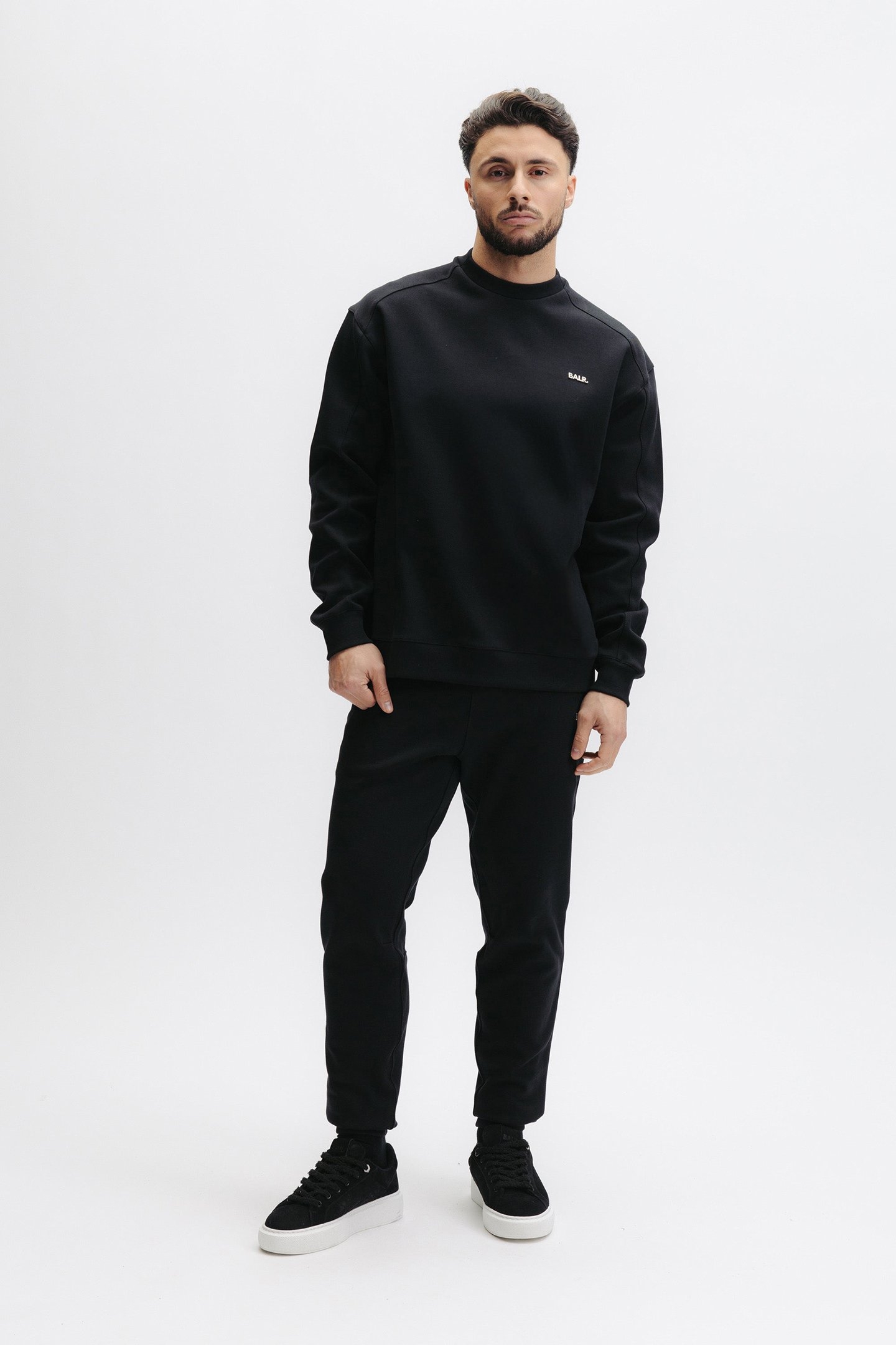 Q SERIES CREWNECK JET BLACK 6