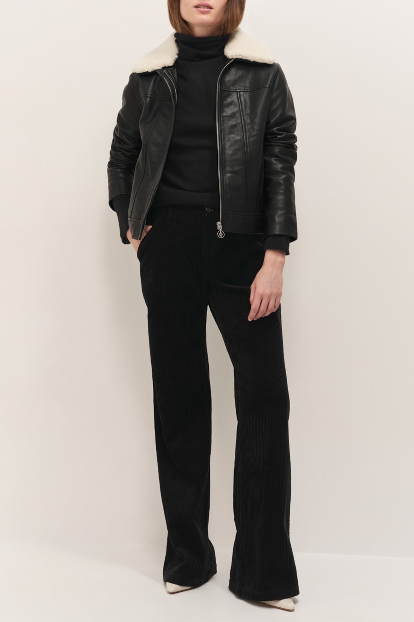 POETE - HIGH-WAISTED BLACK CORDUROY STRAIGHT-LEG PANTS 3