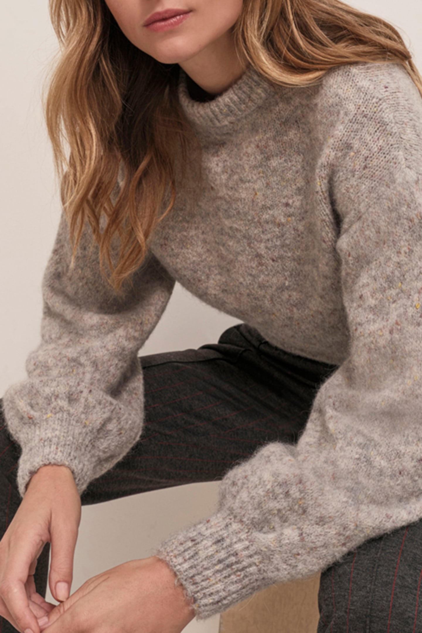 TAIPEI - HEATHER GRAY KNIT SWEATER WITH DOUBLE-KNIT FABRIC 4