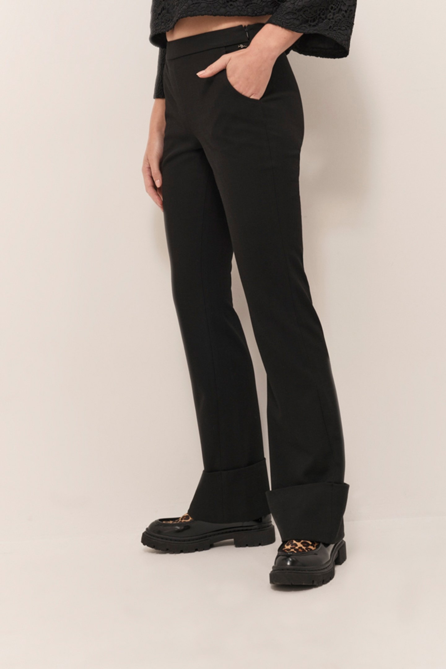 PACHY - BLACK SUIT PANTS WITH WIDE LAPELS 3