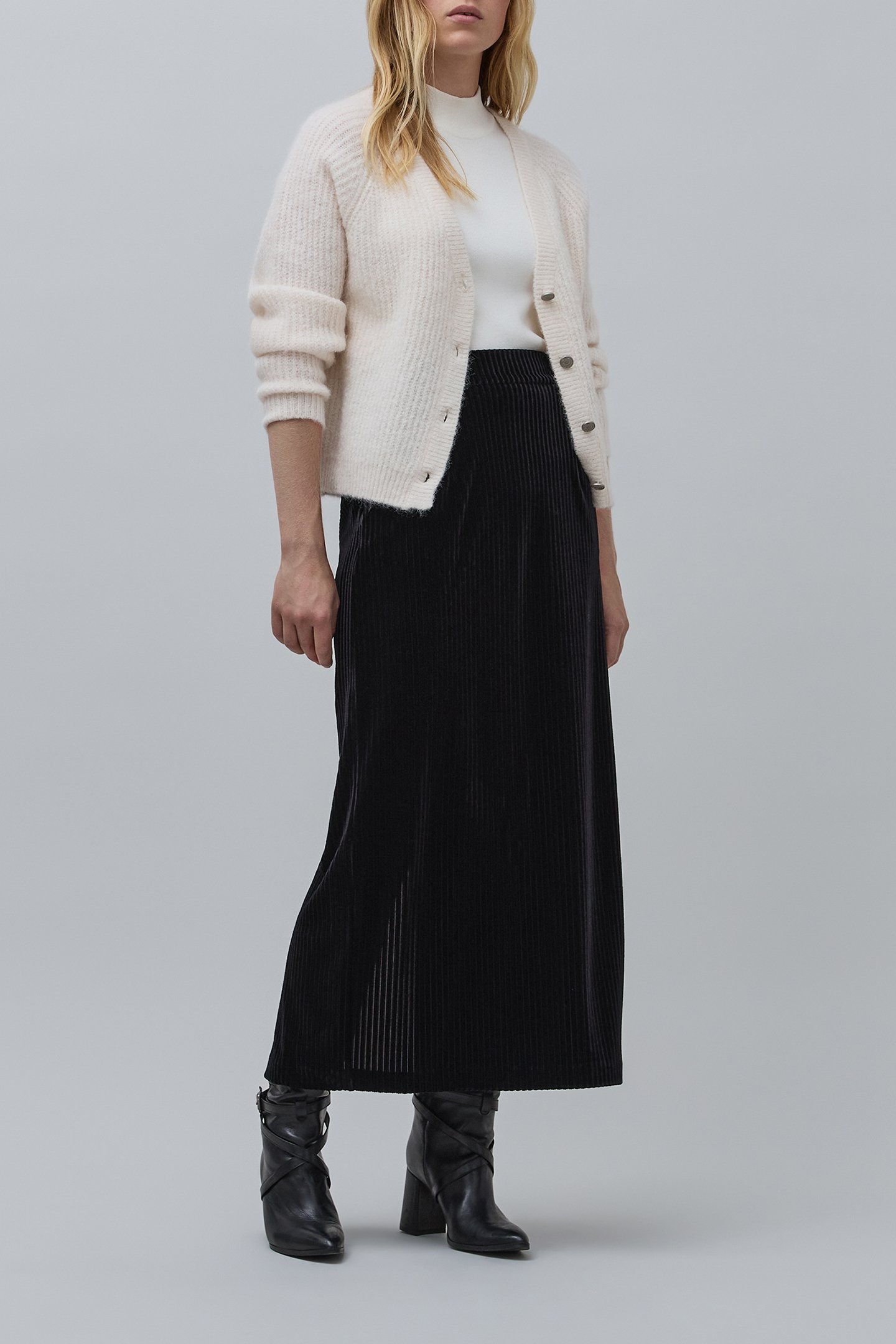 OFF-WHITE KNITTED CARDIGAN 5