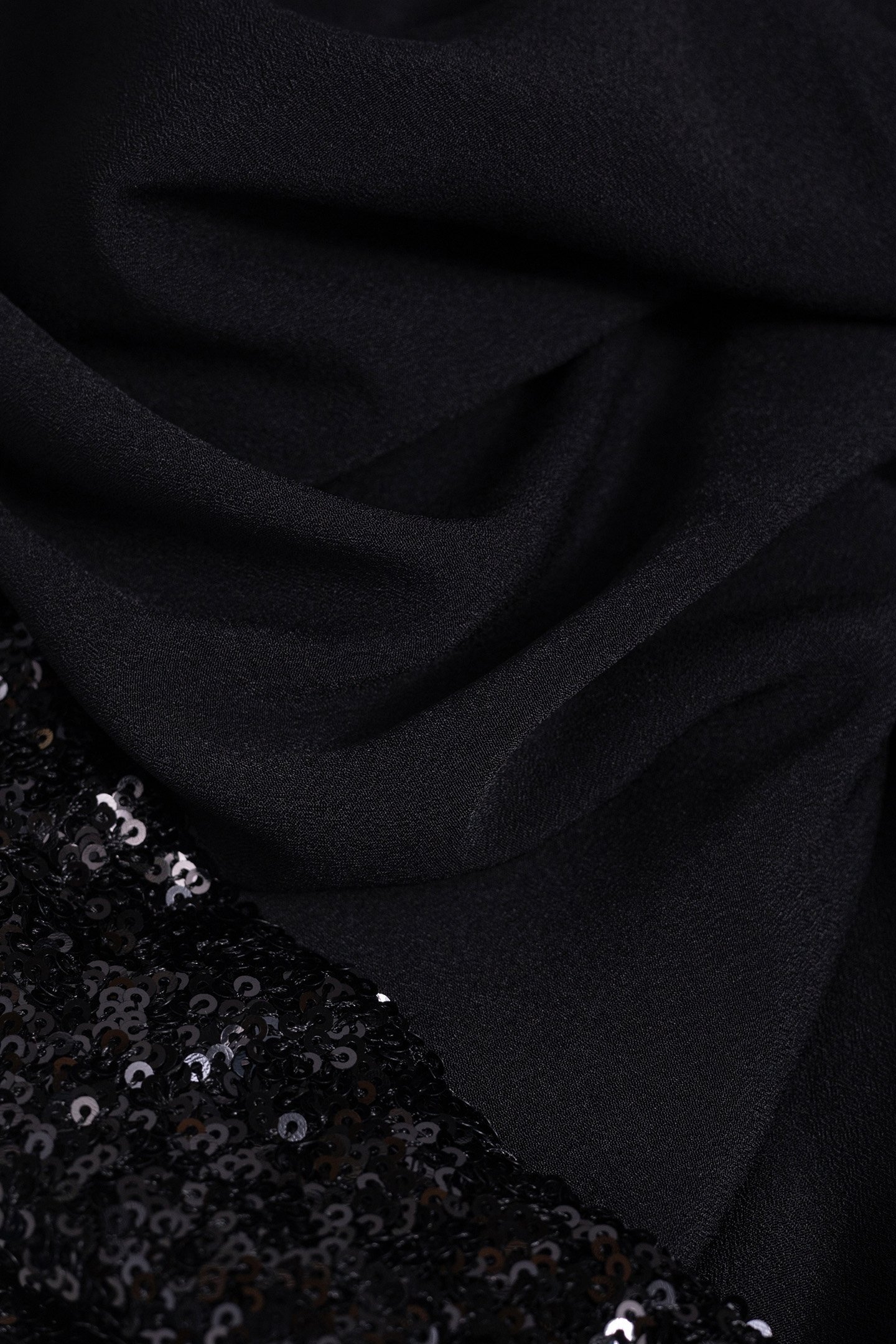 BLACK SEQUIN EMBROIDERY TRUMPET SLEEVE TOP 6