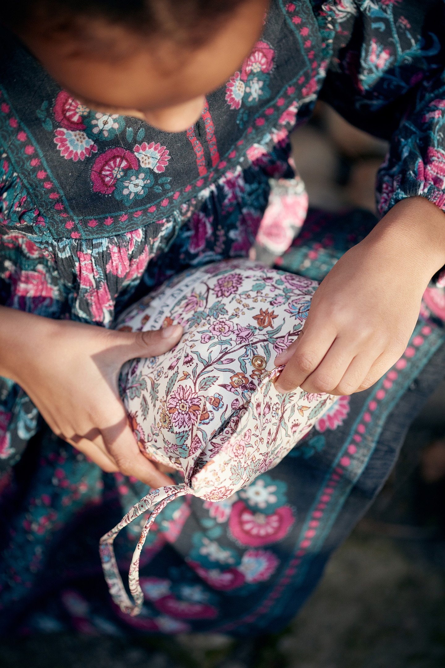 DRESS ZIRA CHARCOAL WILDFLOWERS 5