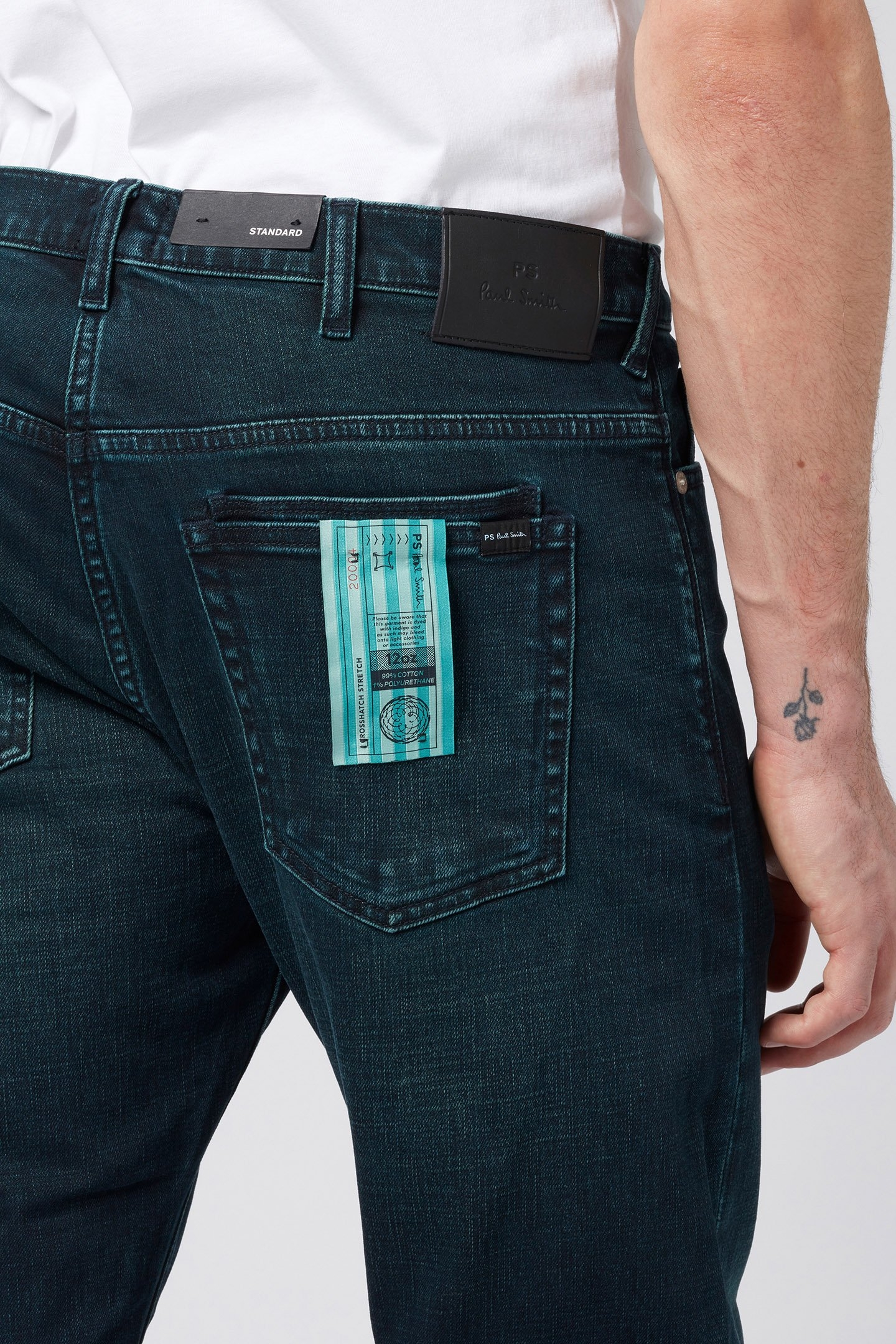 STANDARD FIT JEAN NAVY + WASH 3