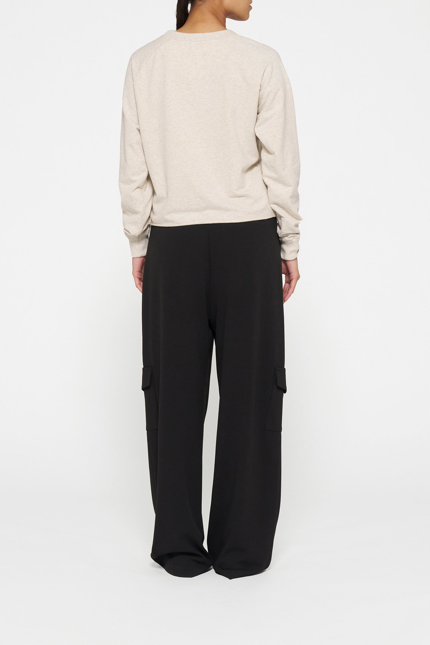 CREW NECK PEARLS SOFT WHITE MELEE 3