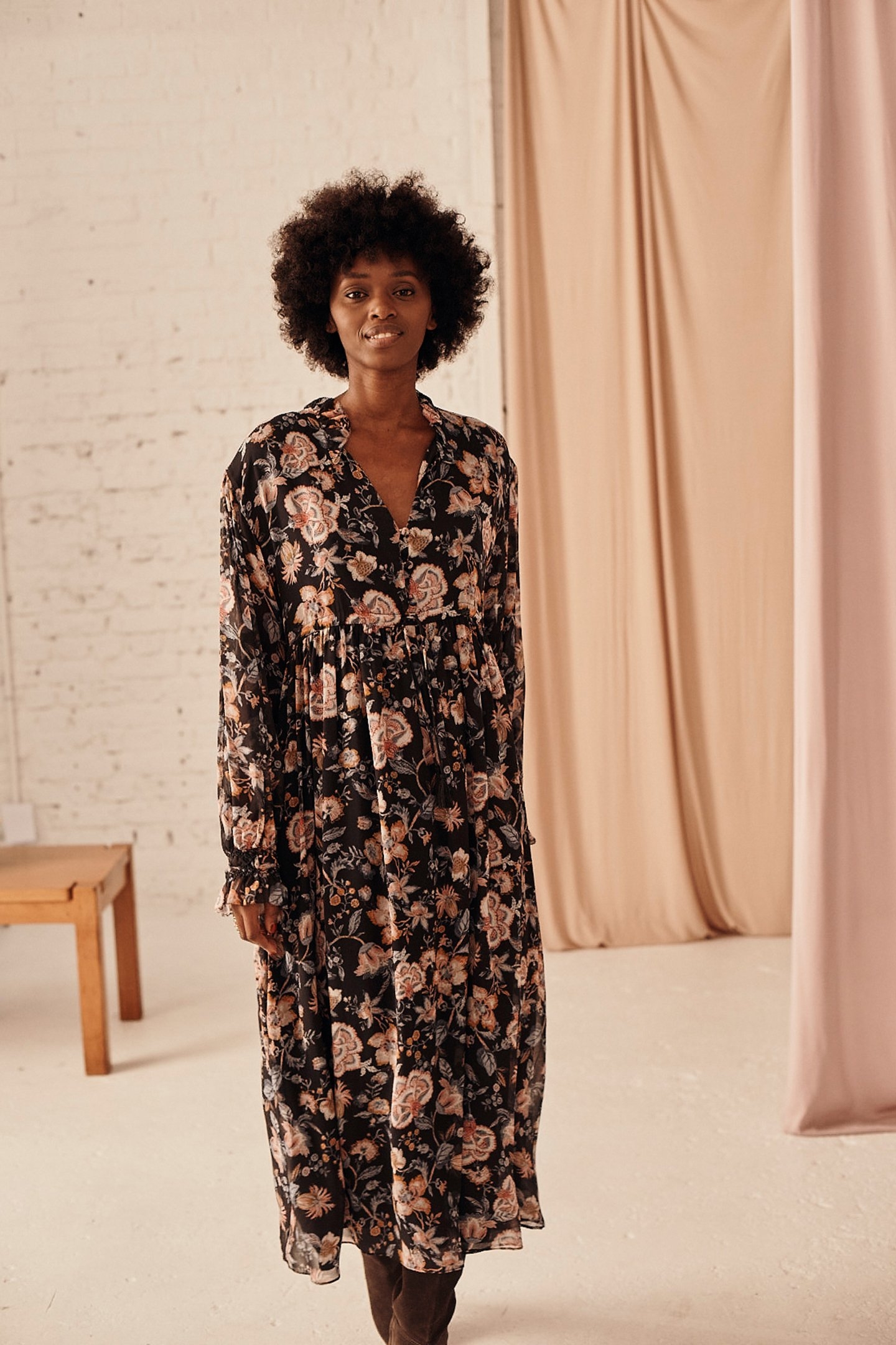 DRESS CHELLA CHARCOAL TPICAL LOON 1