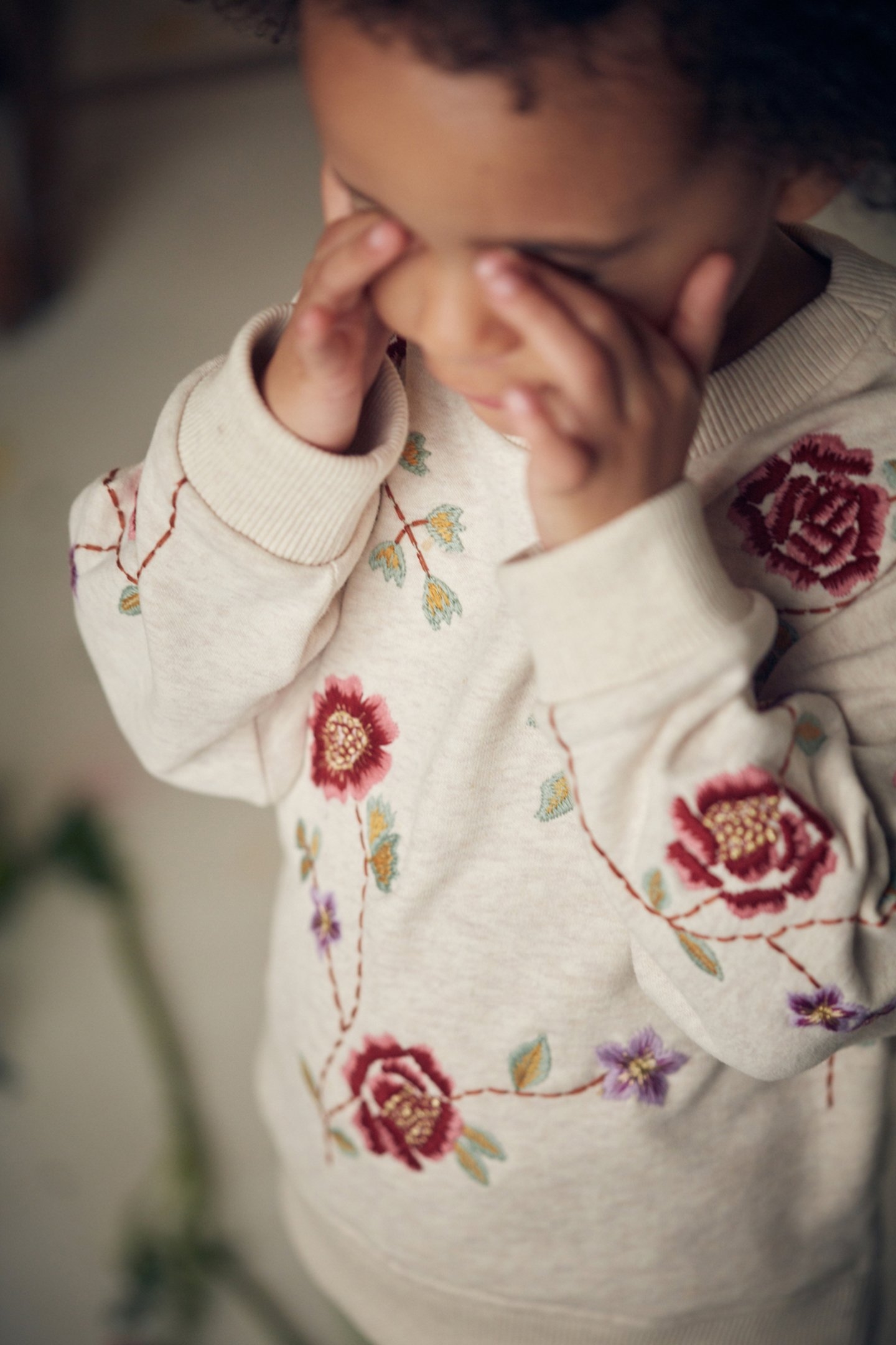 SWEATSHIRT ROSALIA FLOWER EMBROIDERY 2