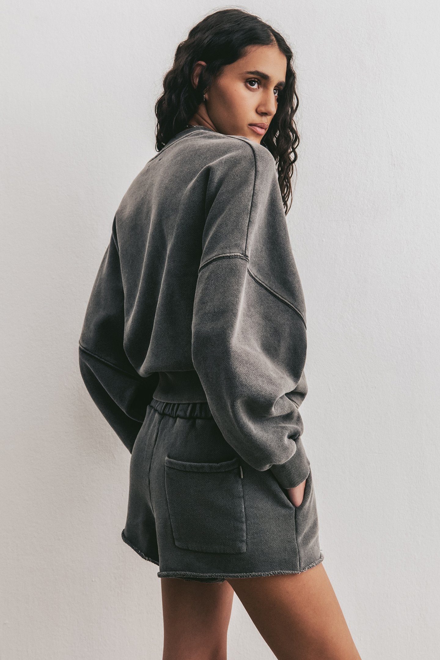 THE DARK FADED MIKUTA CLUB STANDARD SWEATER 2