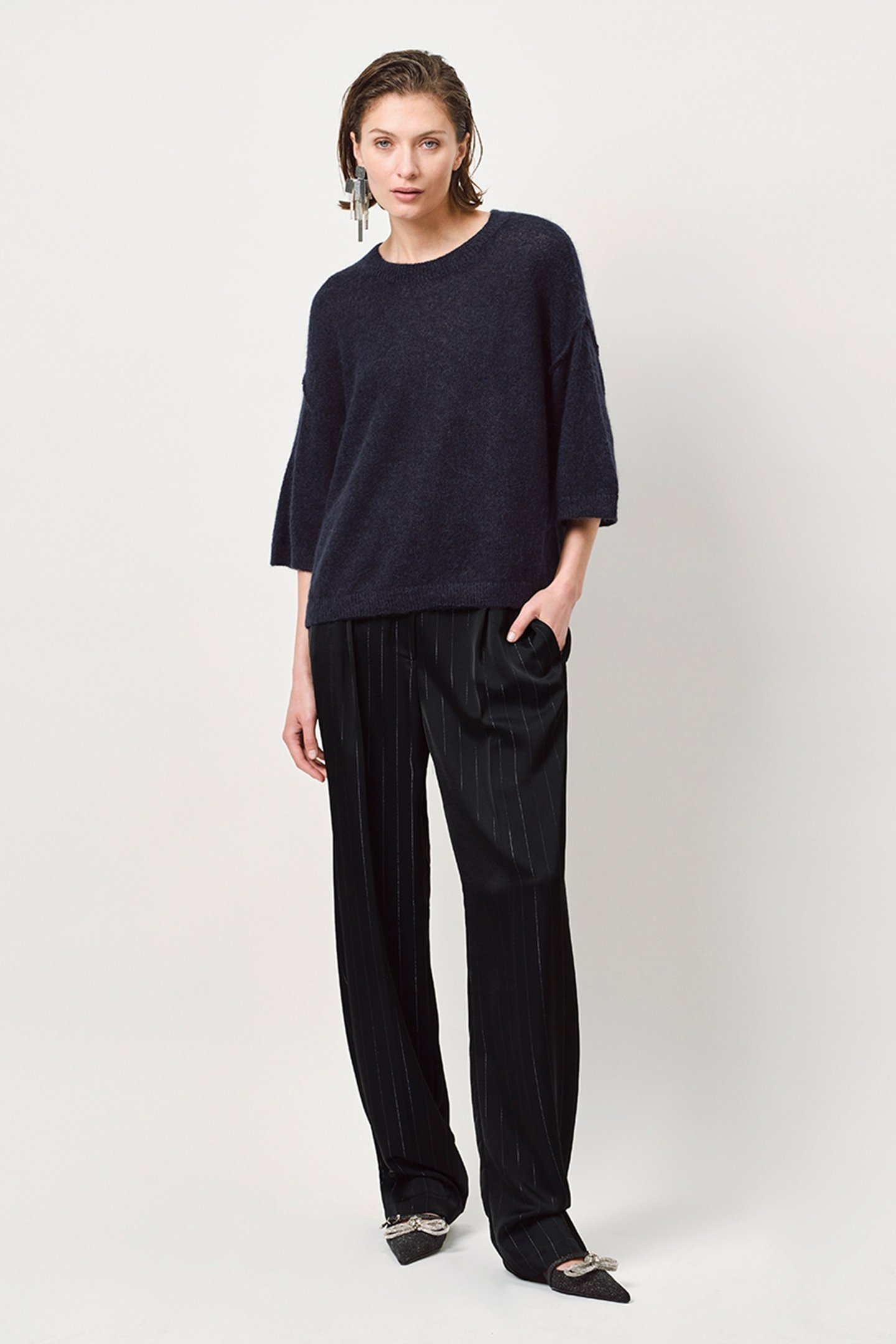 LAROD PINSTRIPE PANTS RAVEN 4