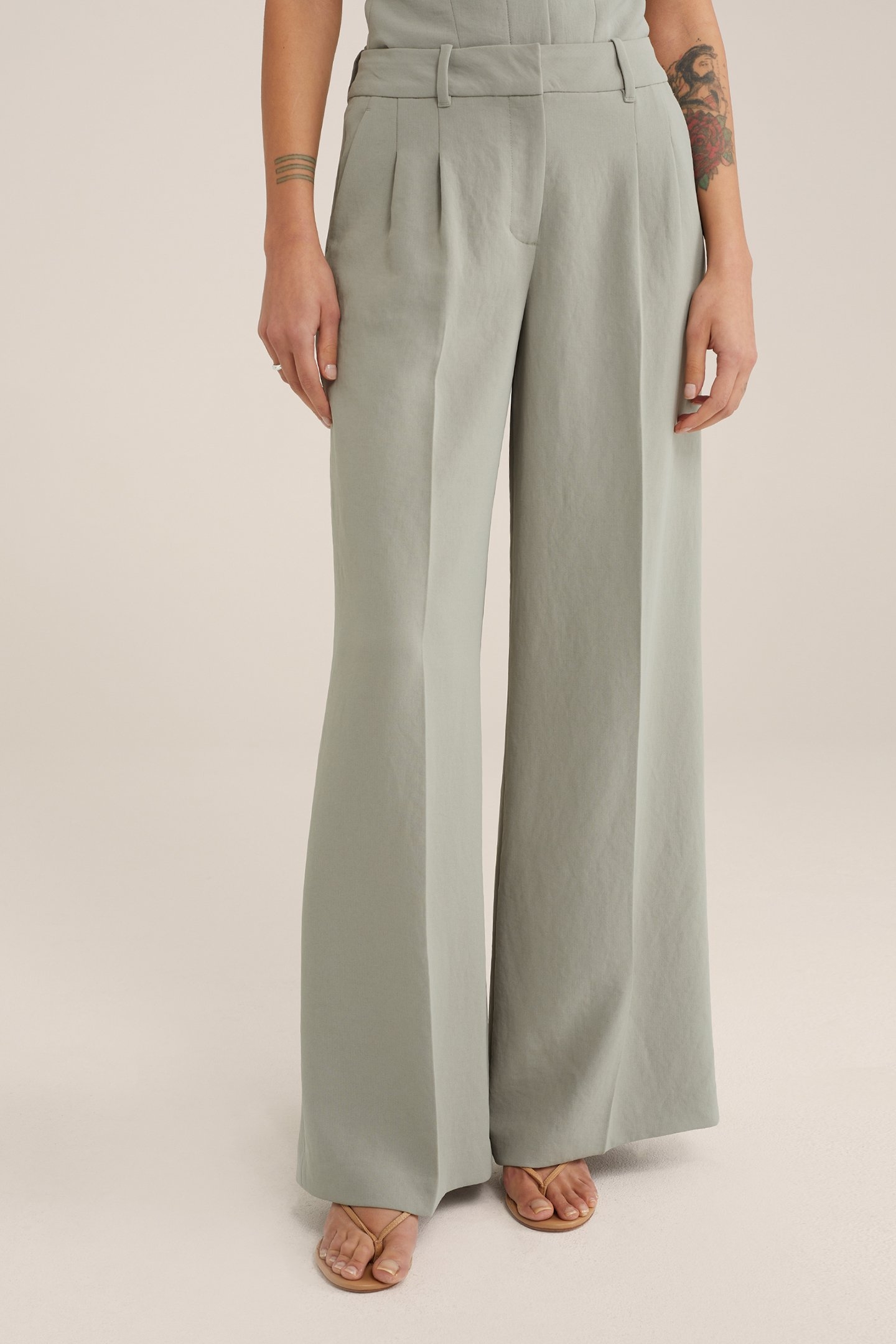 BROEK PASTEL GREEN 1