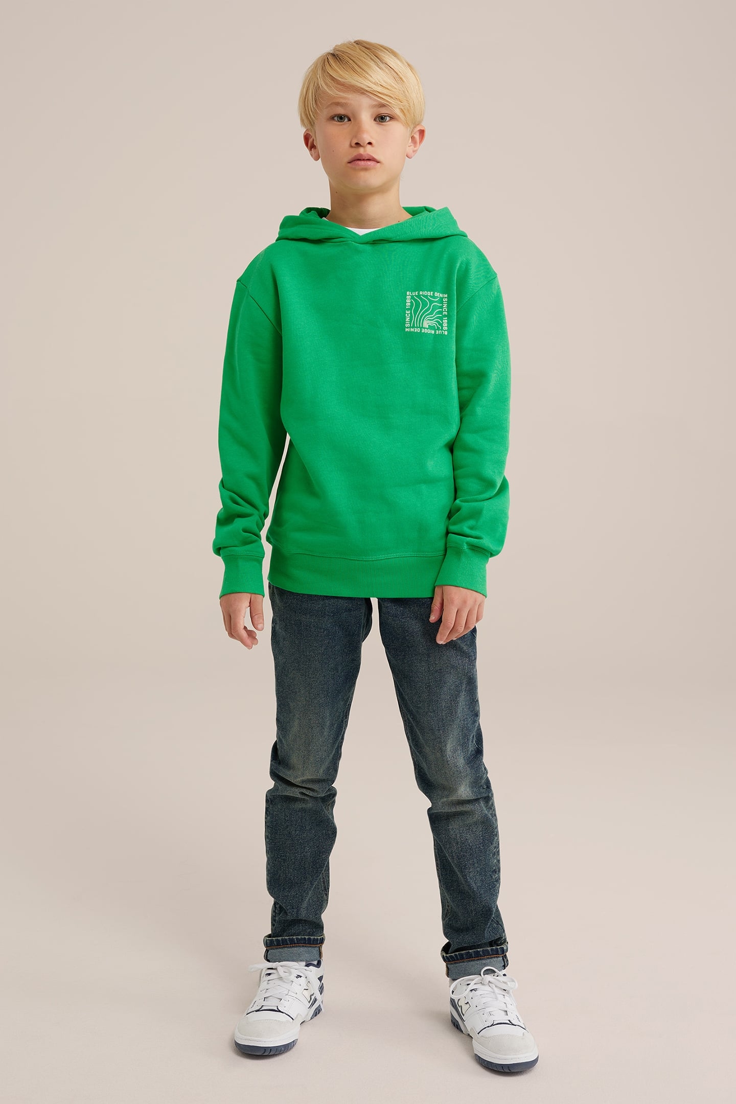SWEATER BRIGHT GREEN 2
