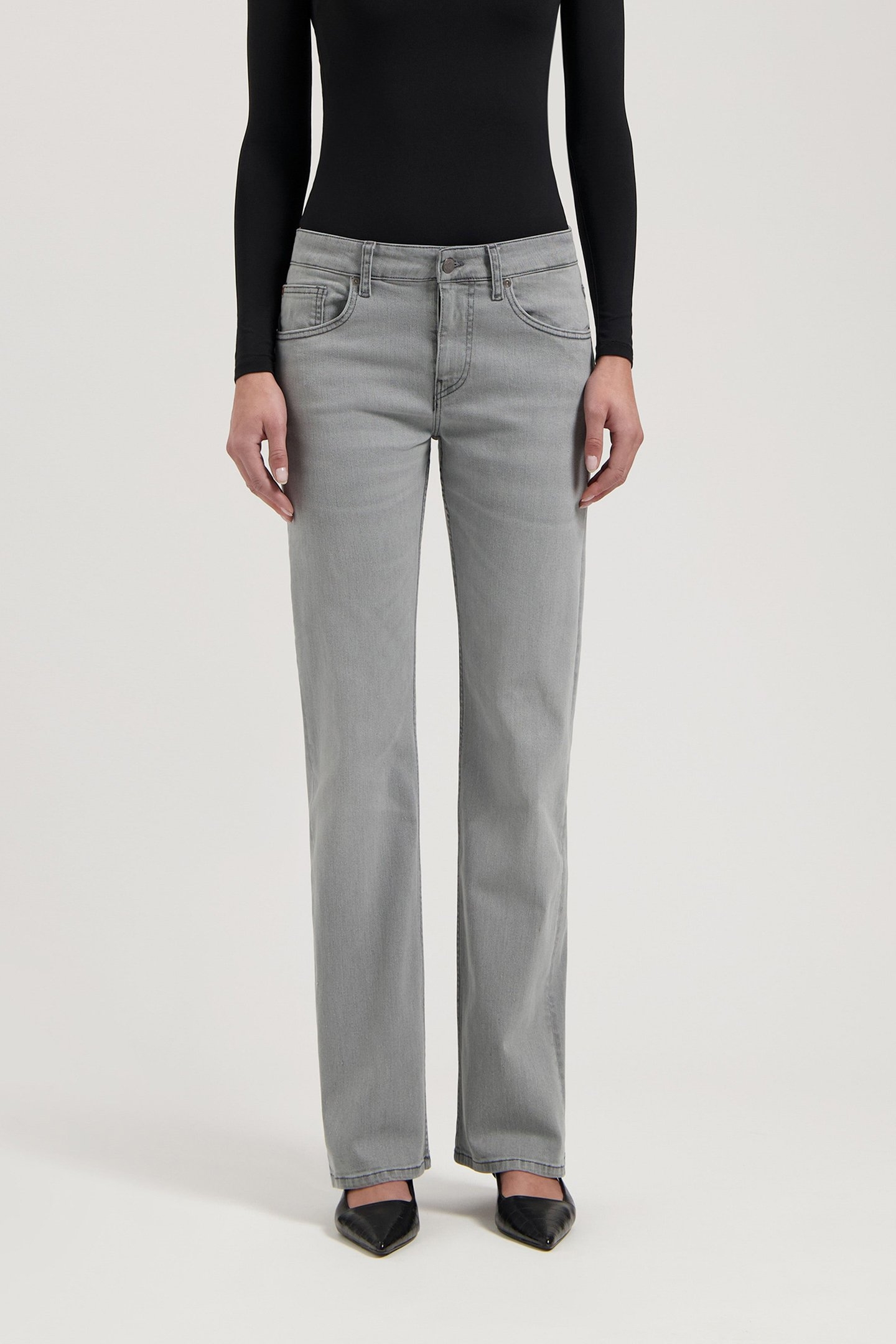 CARRY MID STRAIGHT LIGHT GREY 1