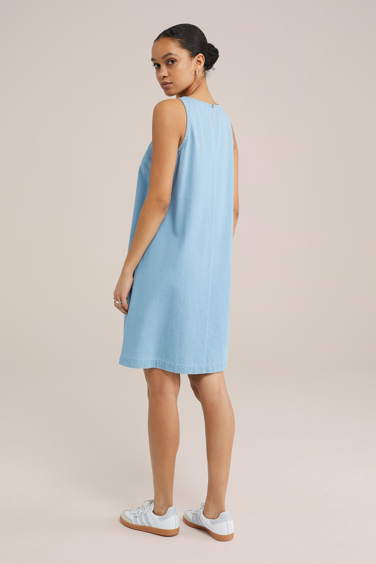 DRESS SHORT LIGHT BLUE 3