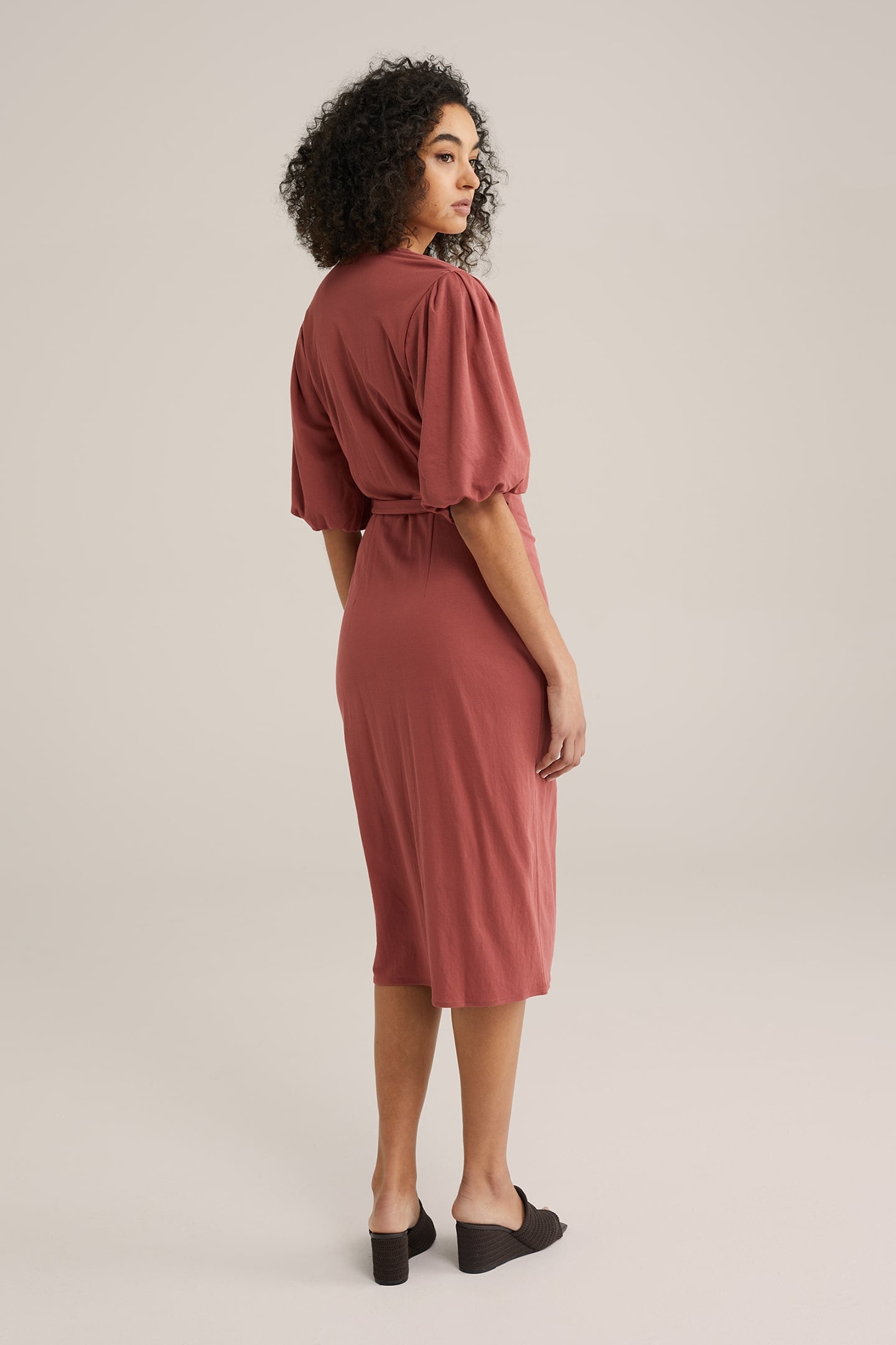 DRESS MID LENGTH VINTAGE RED 2