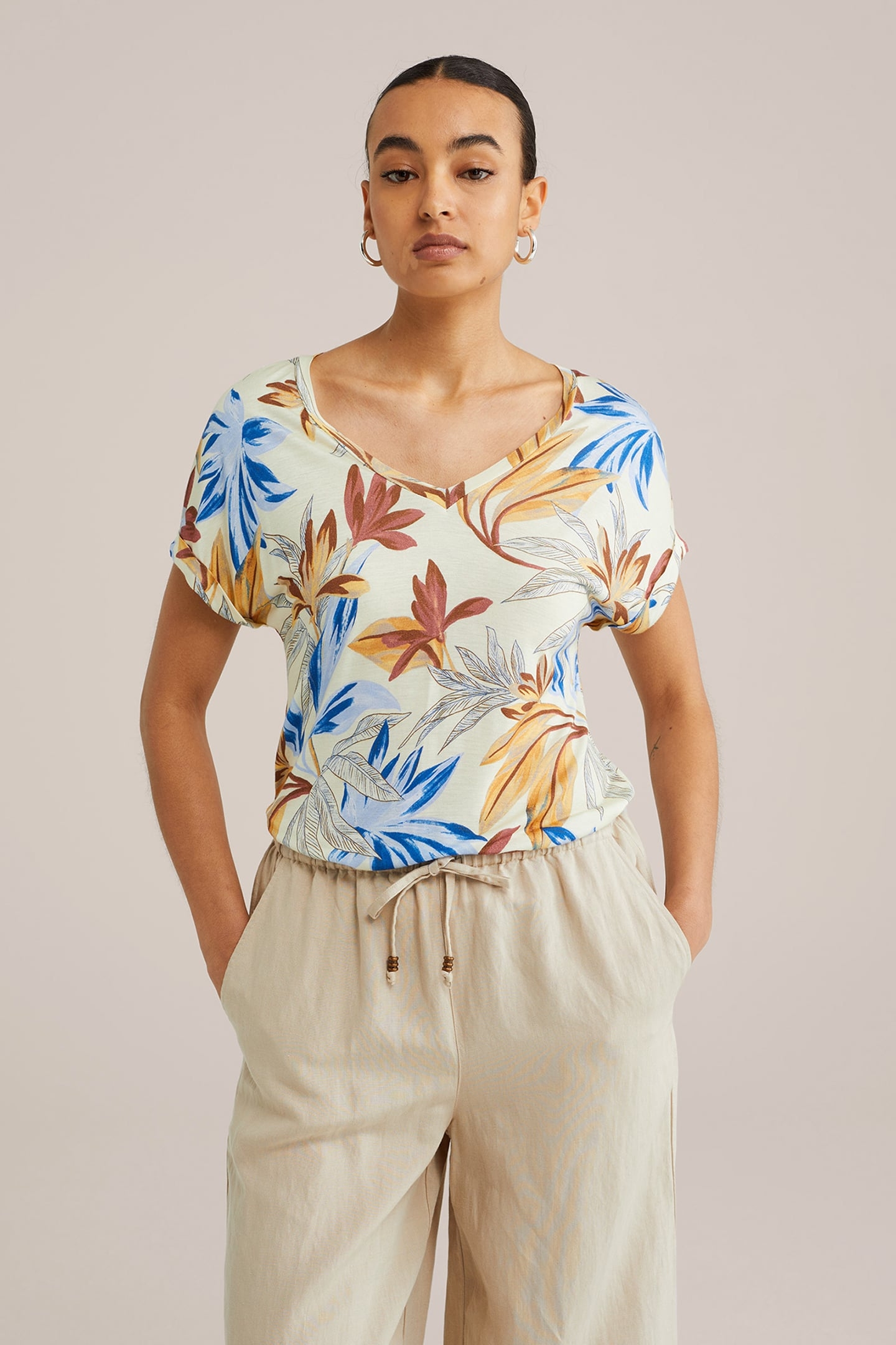 T-SHIRT LIGHT YELLOW 1