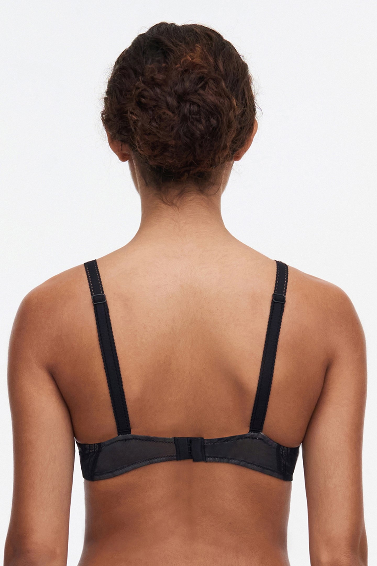 CO BRA TSHIRT PLUNGE SPACER BLACK 2