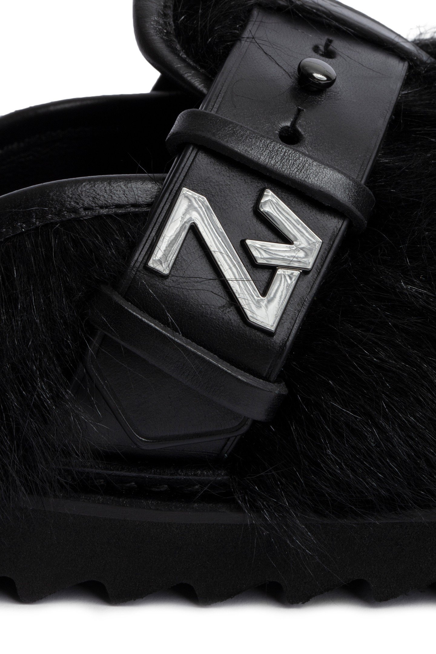ALPHA MULE HAIRY LAMBSKIN NOIR 6