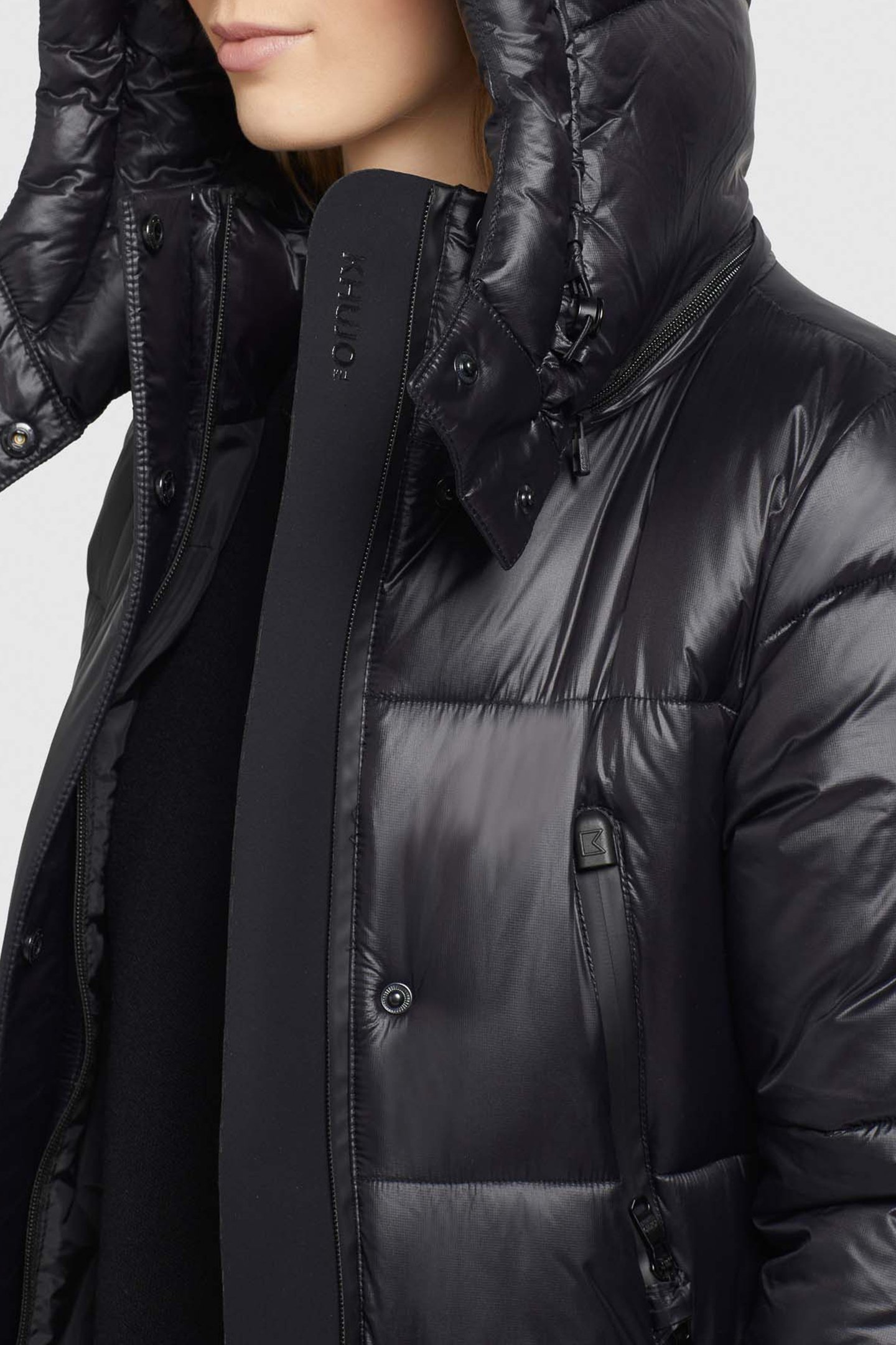 MELONA SHINY BLACK 7