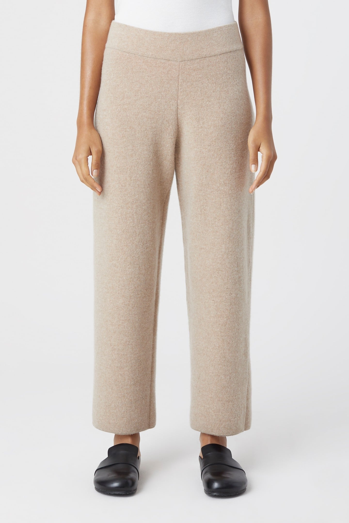 KNITTED JOGGER PANTS CHINO BEIGE 3