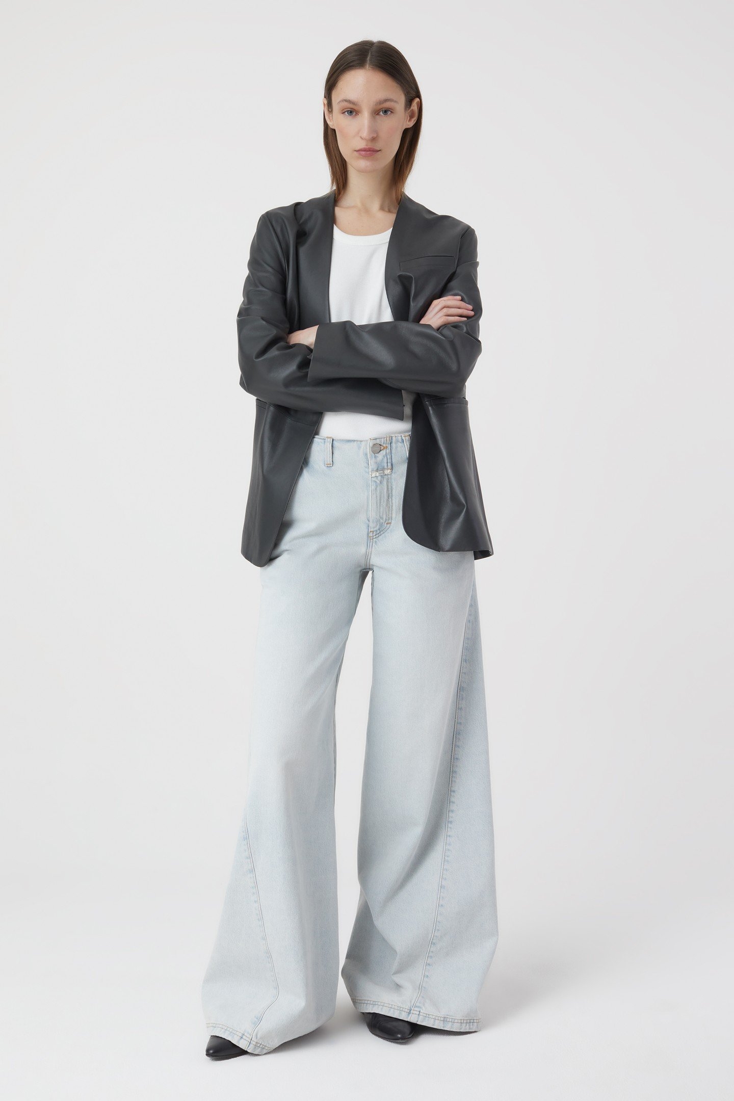 AVAN JEANS LIGHT BLUE 1