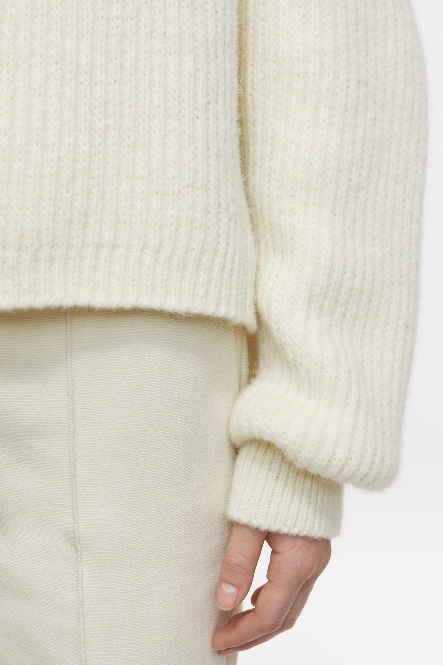 CROPPED LONG SLEEVE KNITS VANILLA 6