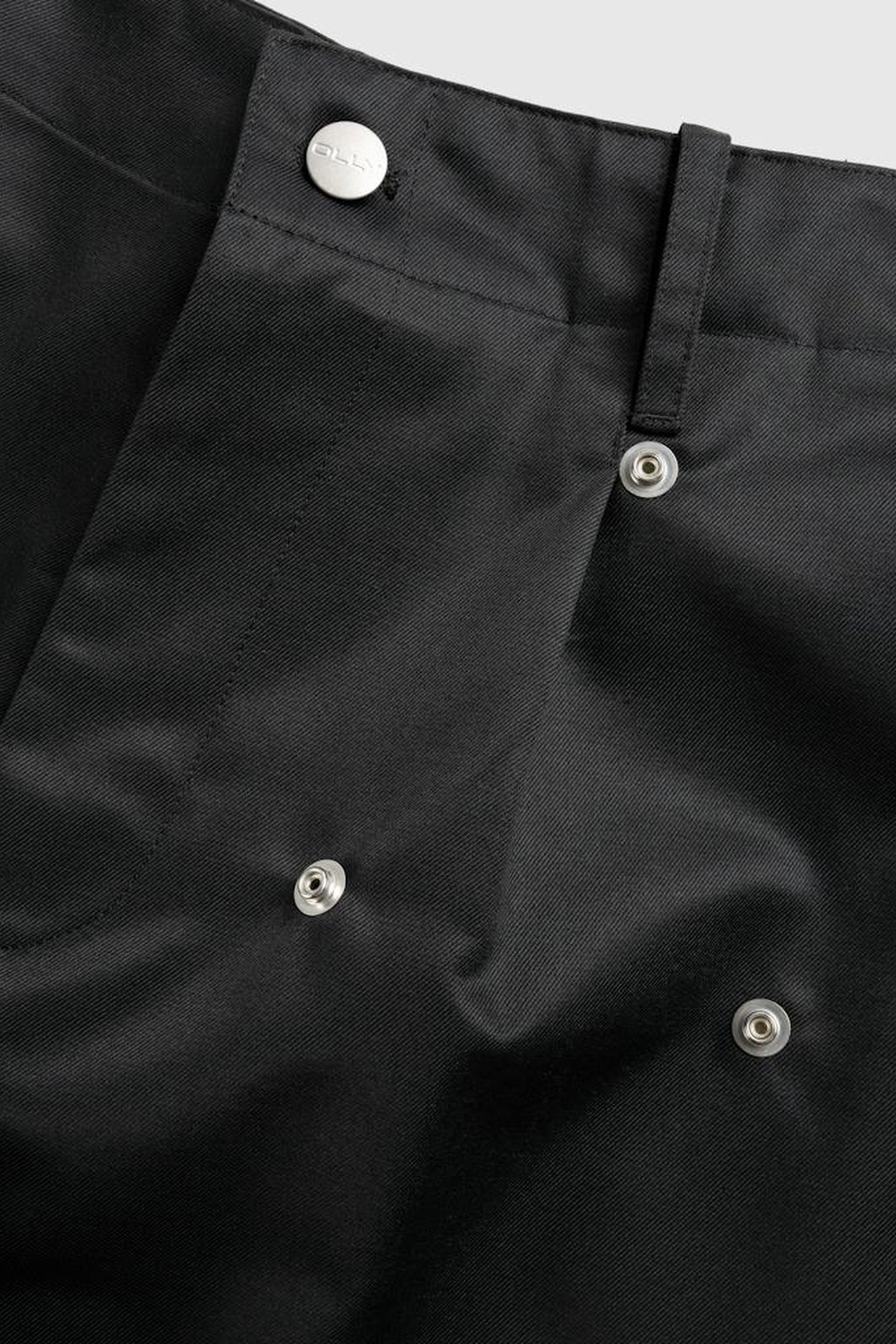 OLLY SHINDER – GARDINER SHORTS WITH STUDS BLACK 5