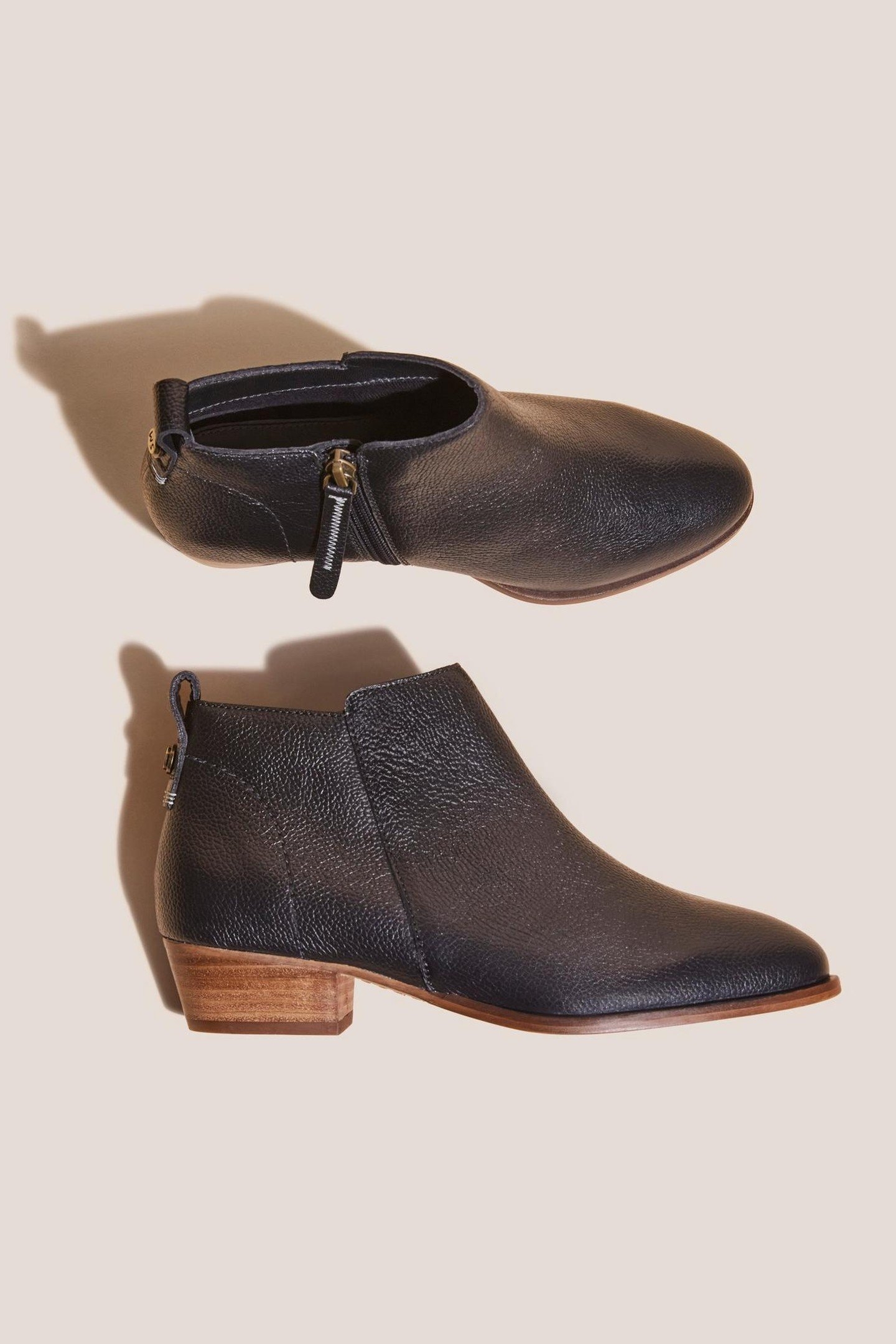 WILLOW LEATHER ANKLE BOOT PURE BLACK 2