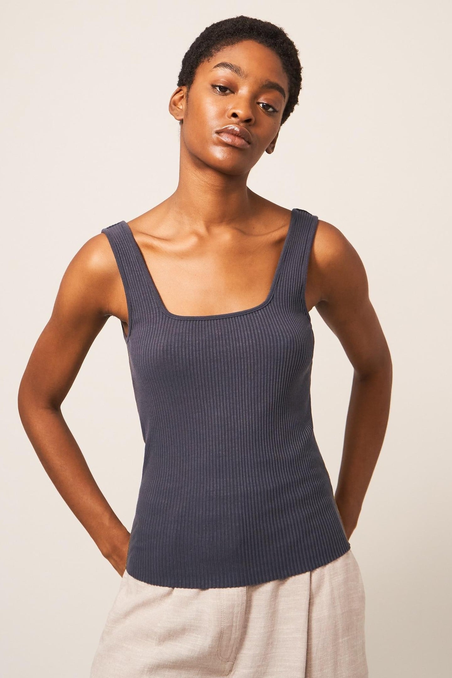 TILLY VEST DARK GREY 1