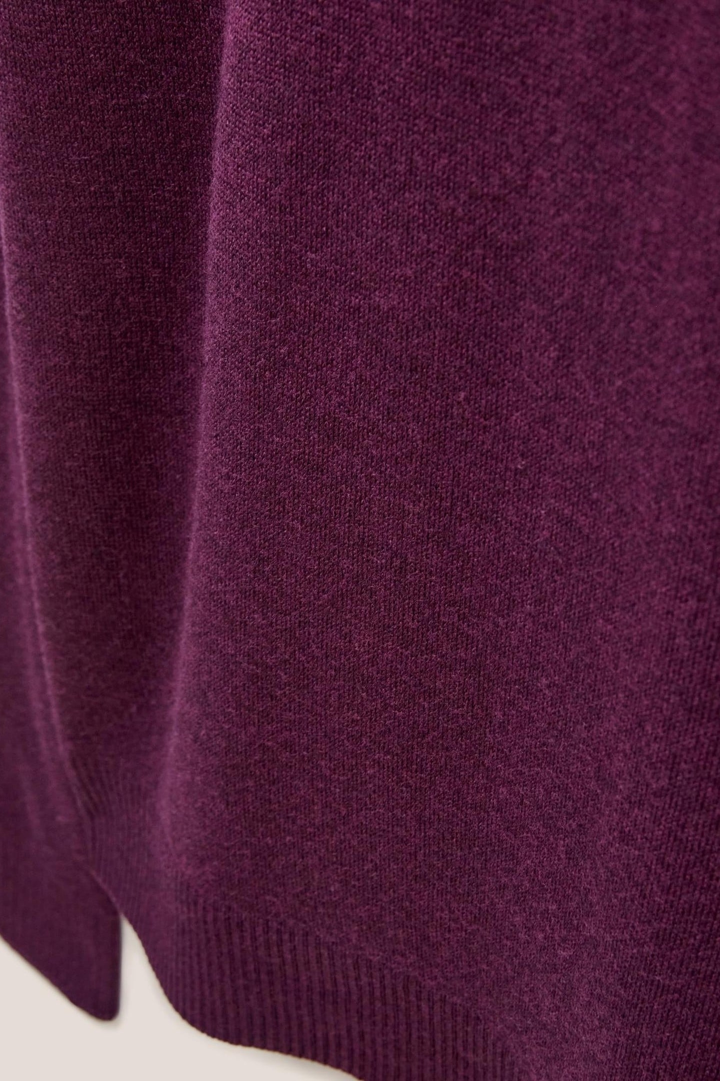 NEWPORT MERINO CREW MID PLUM 4