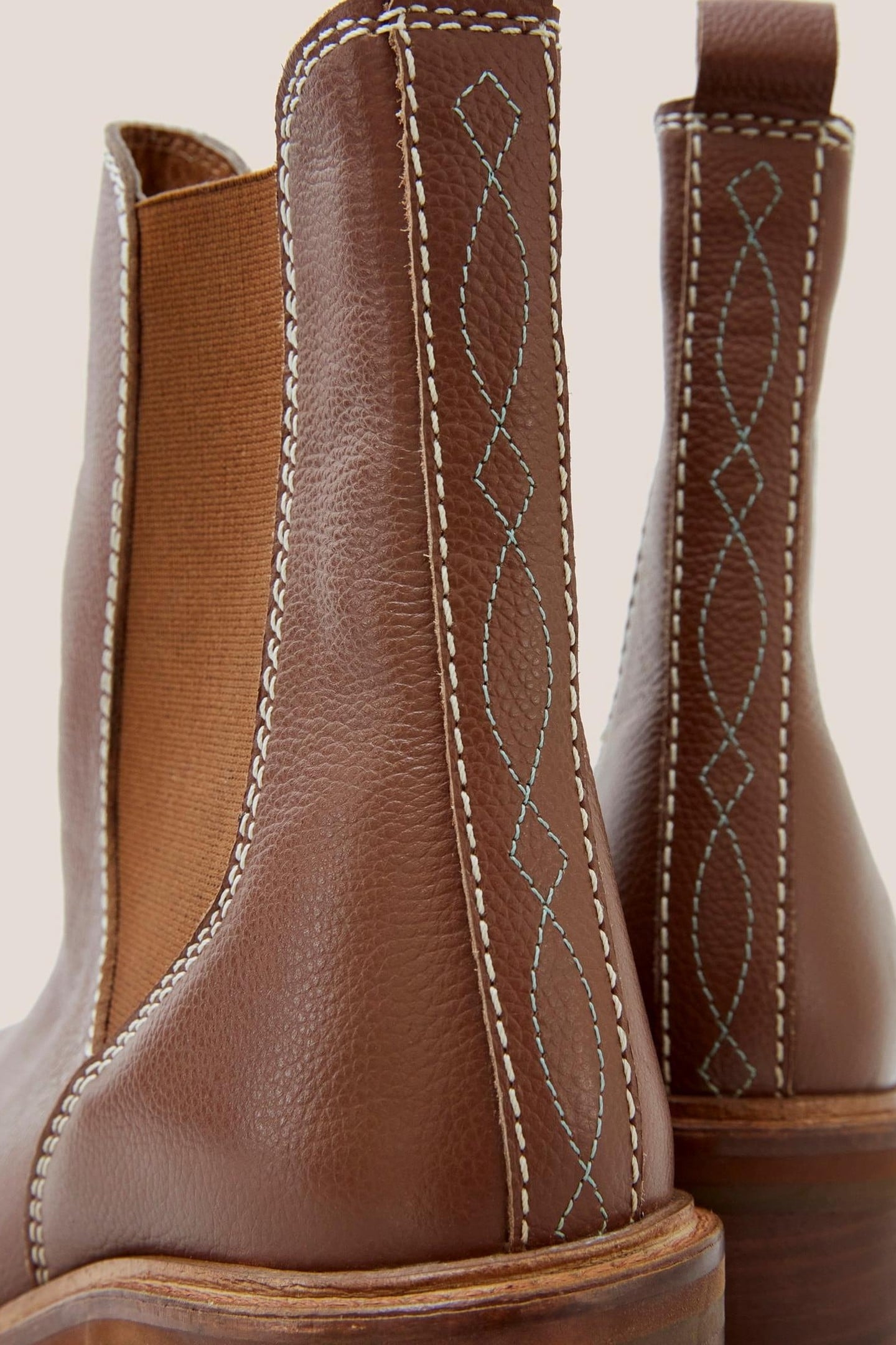 CONNIE LEATHER CHELSEA BOOT MID TAN 4
