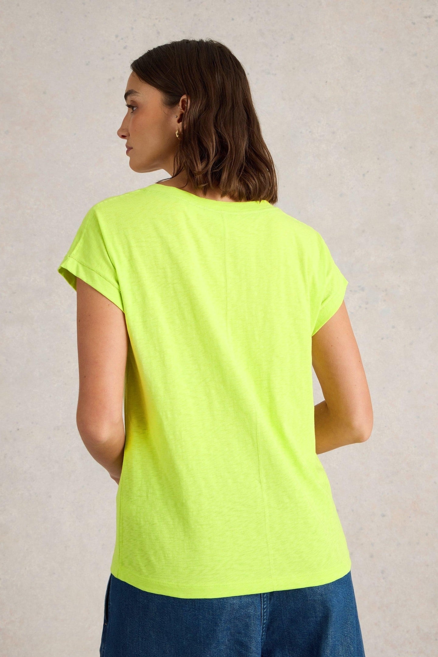 NELLY NOTCH NECK TEE BRIGHT YELLOW 2