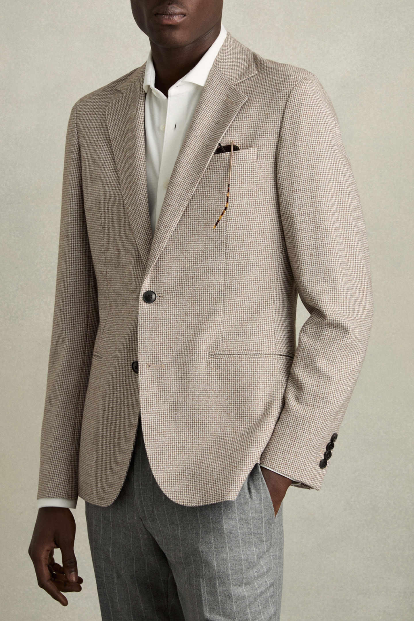 SB 2B NOTCH PUPPYTOOTH BLAZER TAUPE/OFF WHITE 1