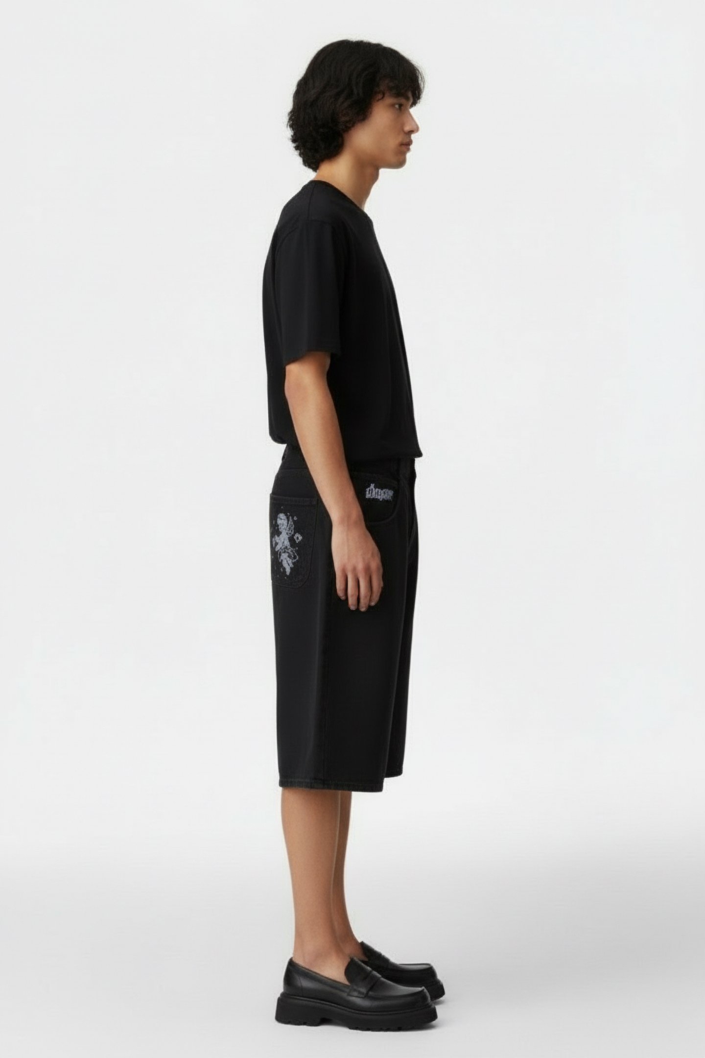 CARNE BOLLENTE – CUPID'S CHEEKS SHORTS BLACK 3