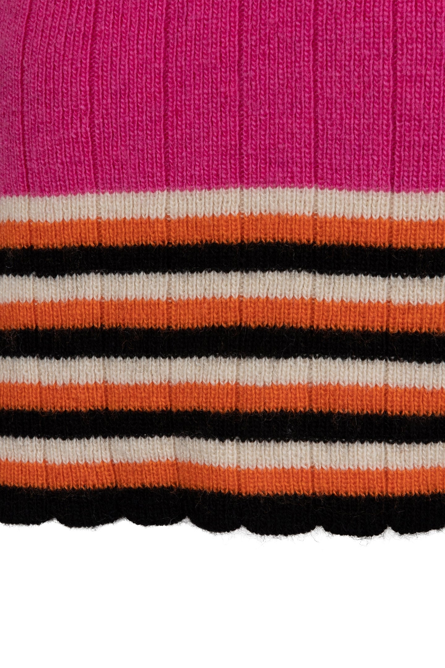 TOP COL SCALLOPED EDGES FUCHSIA 8