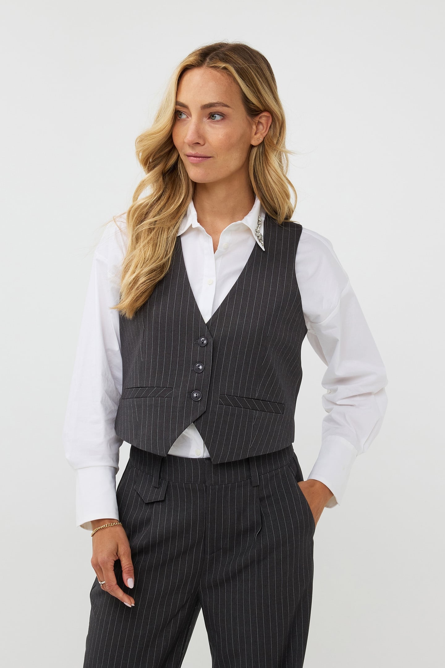 GILET PINSTRIPE DARK GREY 1