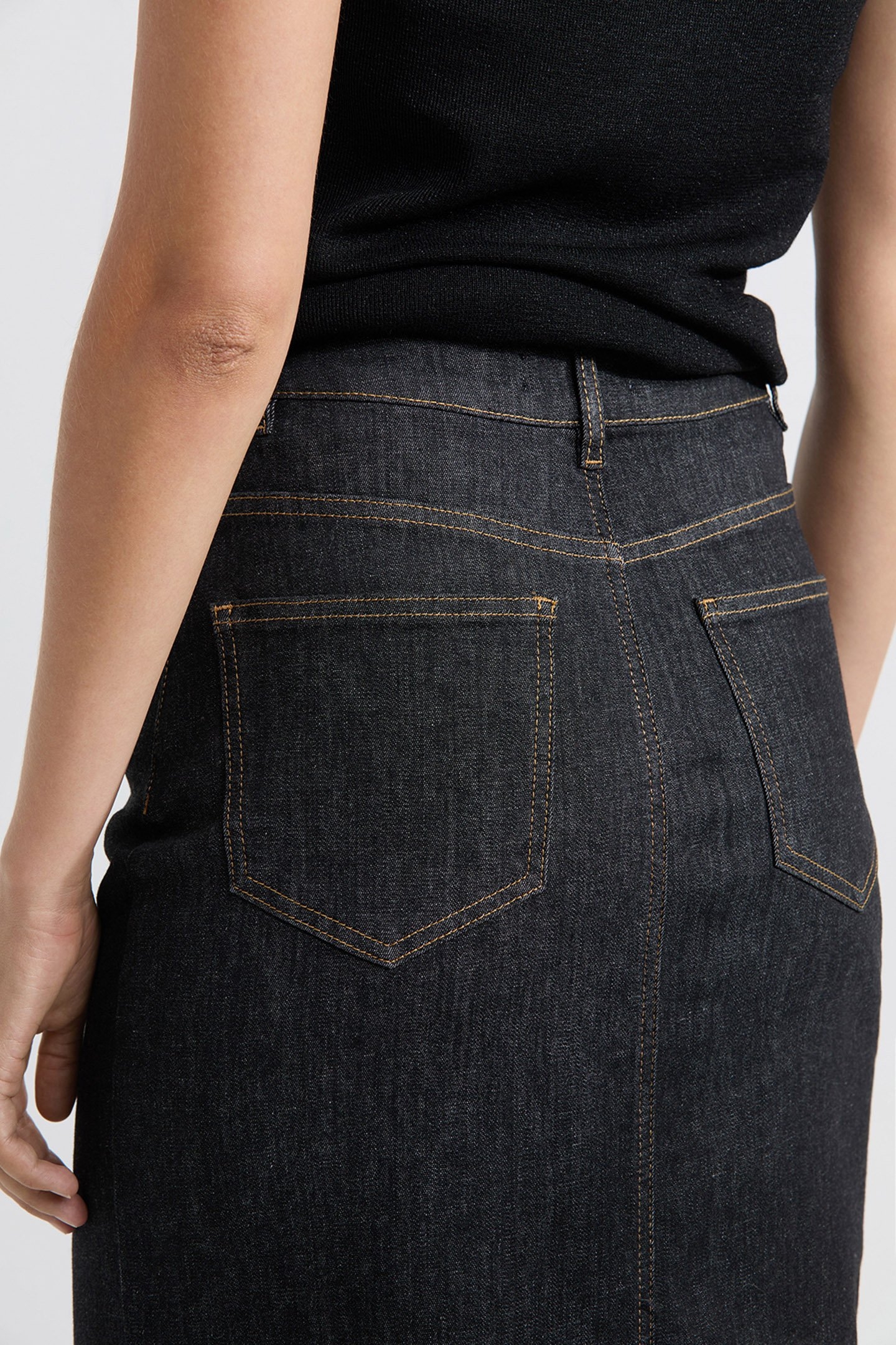 ANGELIQUE SKIRT BLACK 3