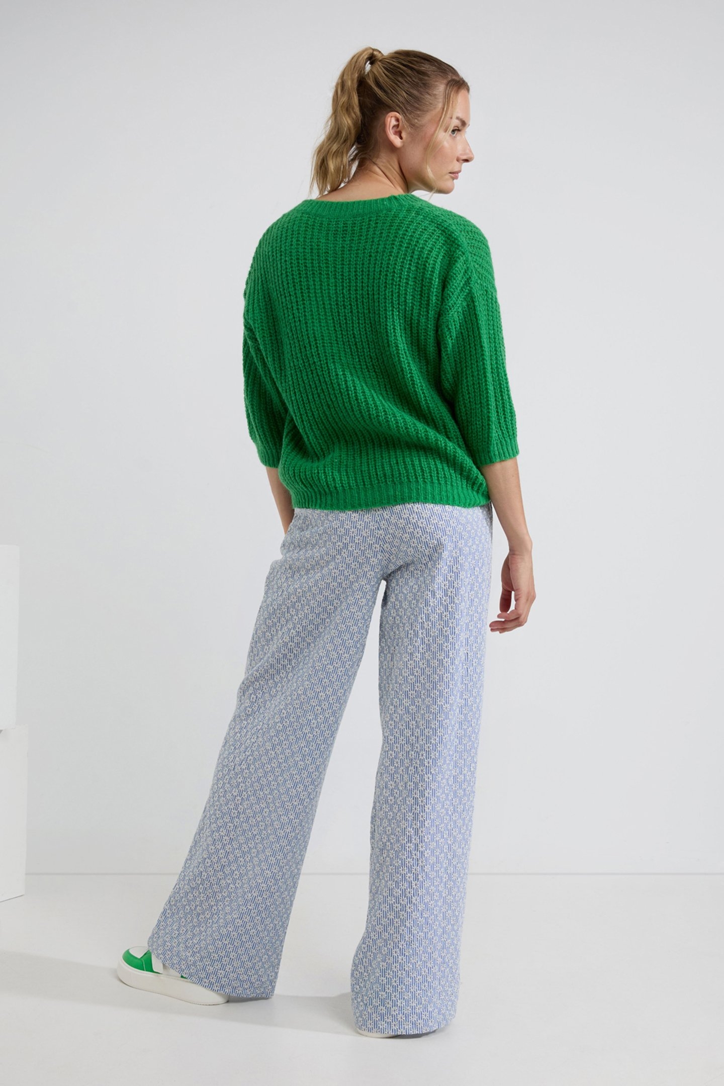 DORA SWEATER PARROT GREEN 3