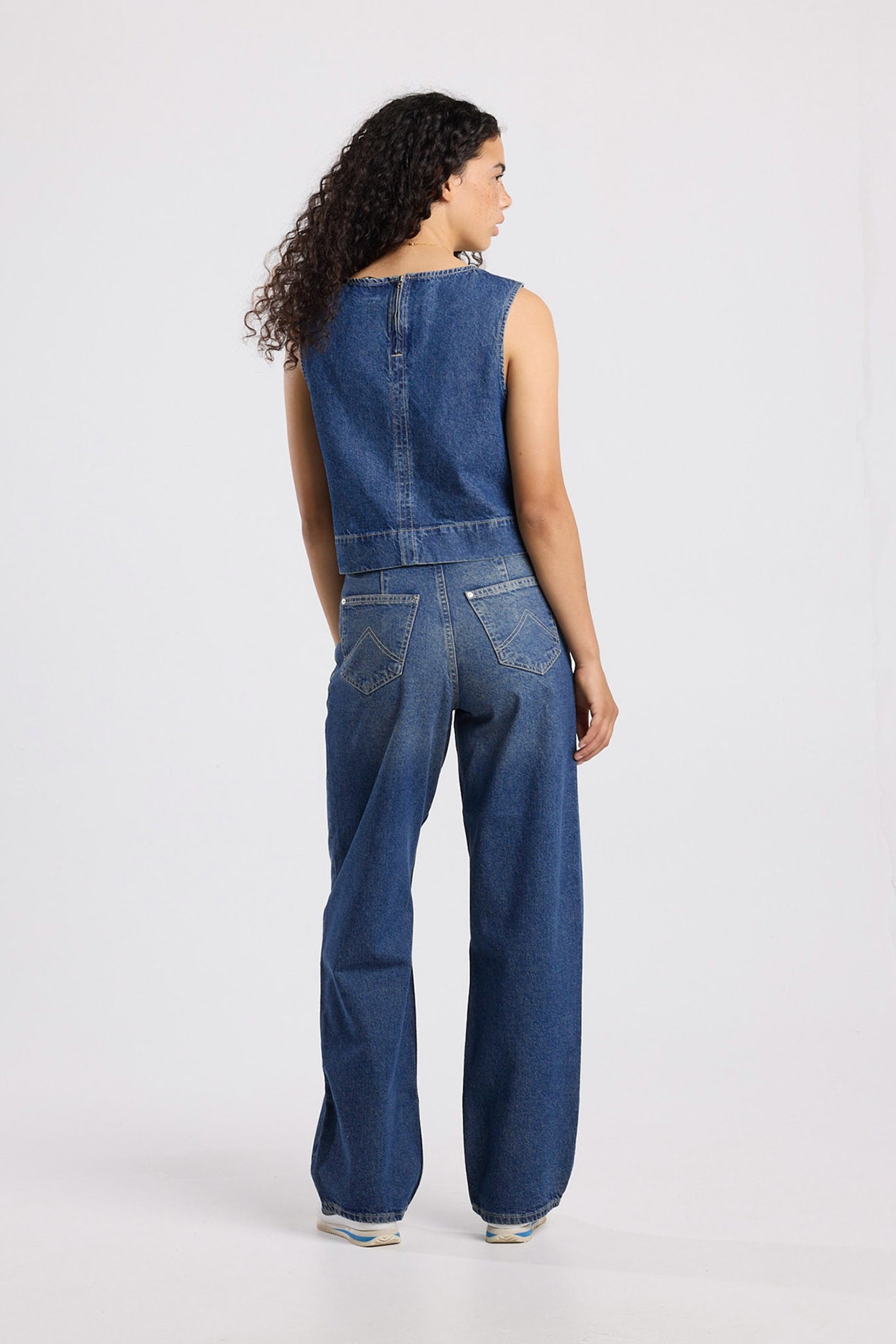 HARTFORD MEDIUM BLUE 2