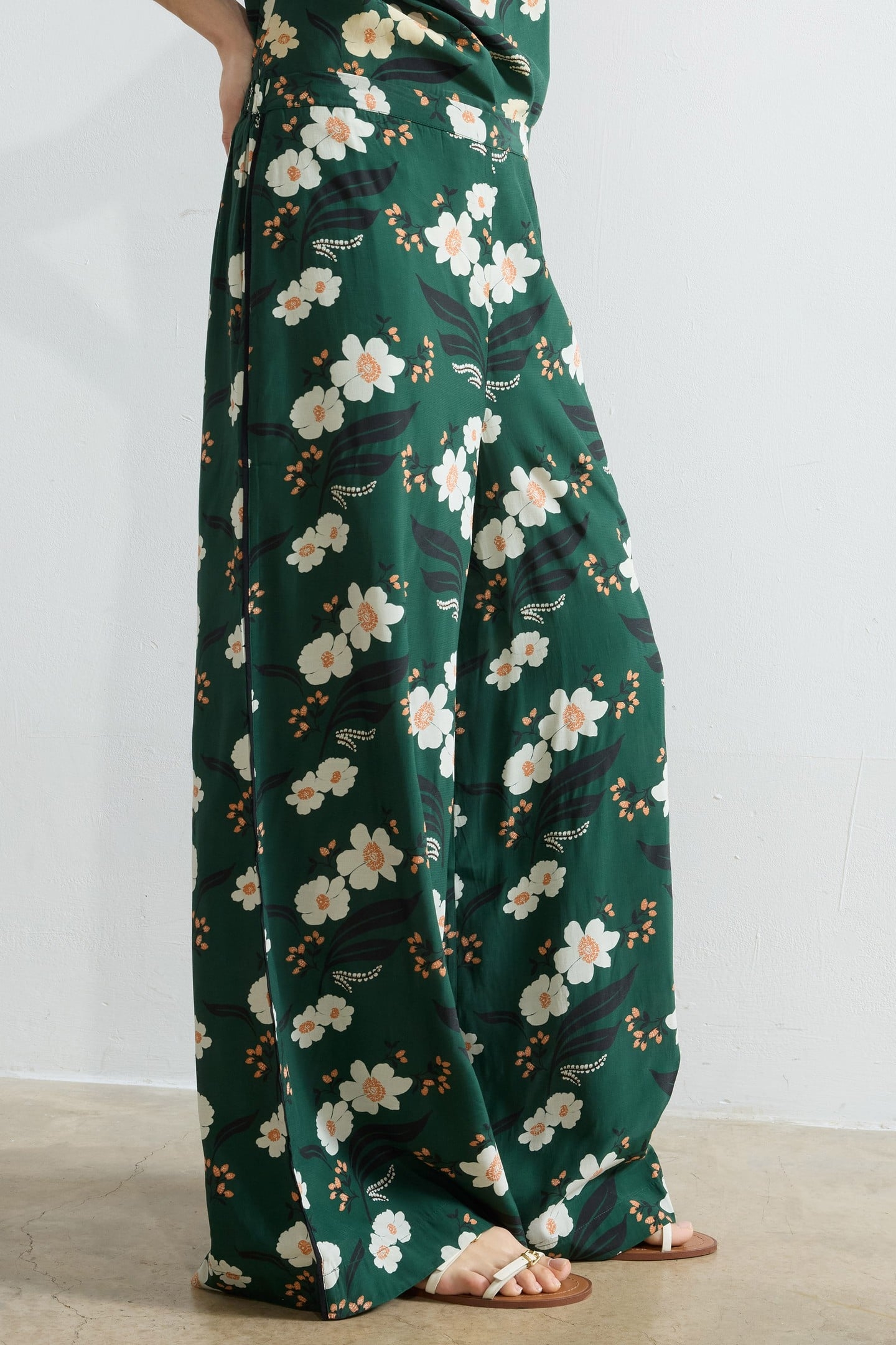 RHIAN PRINTED TROUSER JADE GREEN MULTI 4