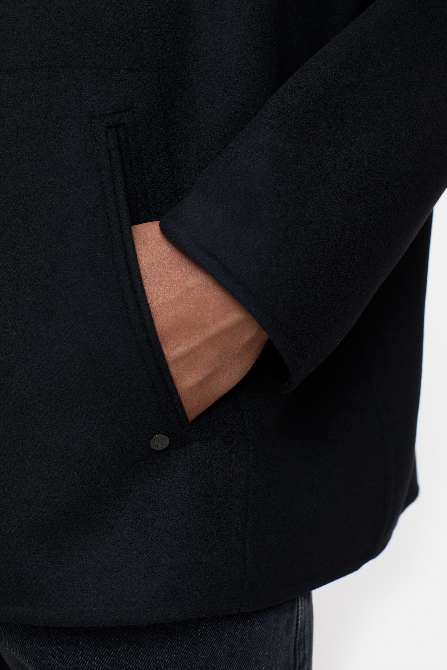 WOOLEN HOODIE BLACK 6