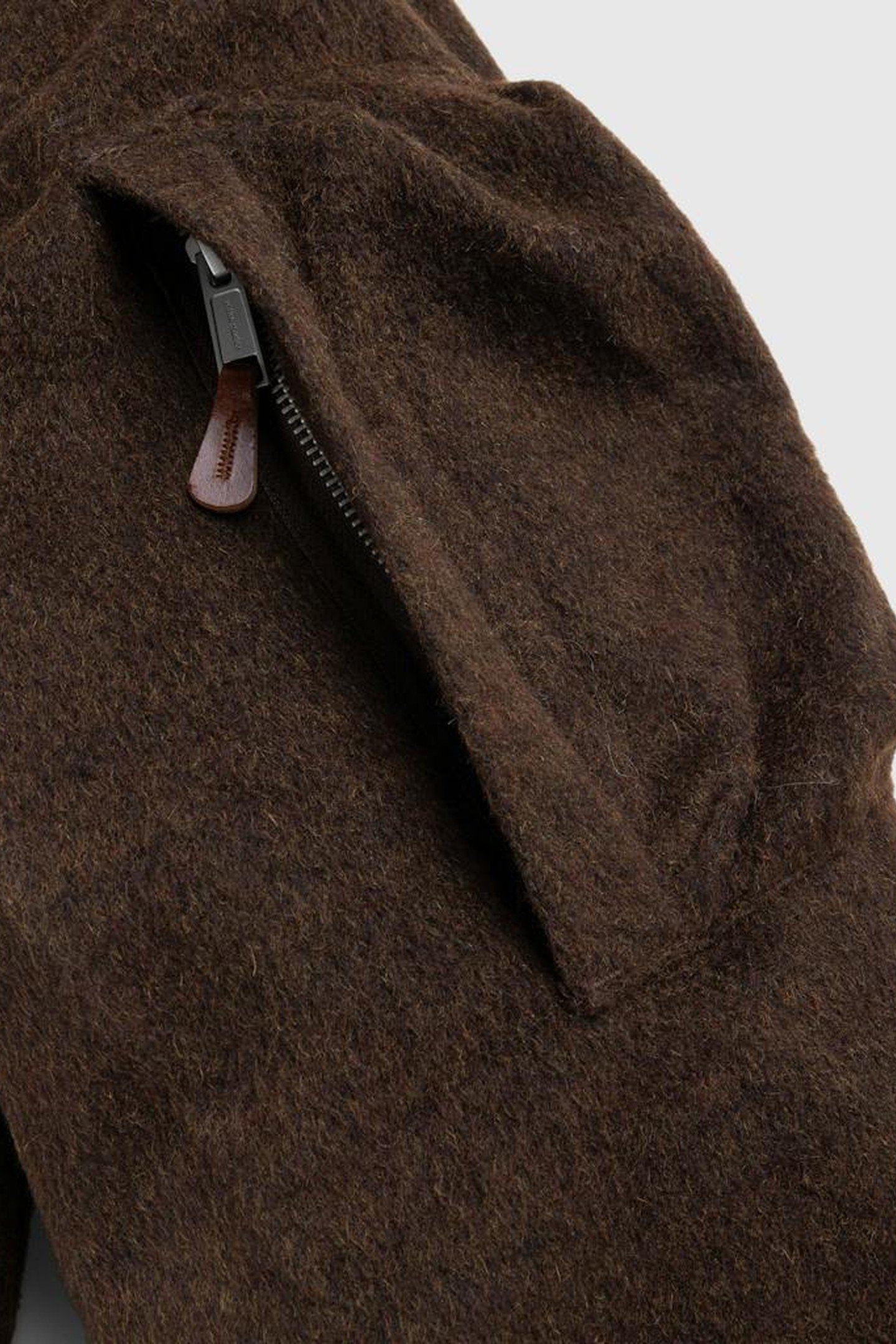 ENTIRE STUDIOS – DUKE BOMBER BOURBON 6